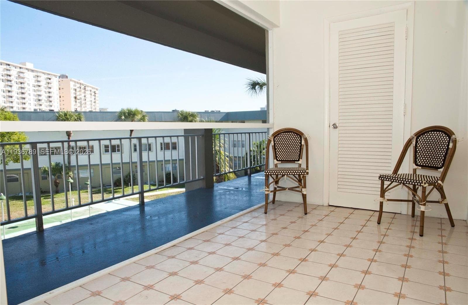 Paradise by the Sea · #305 in Hallandale Beach - Photo 6