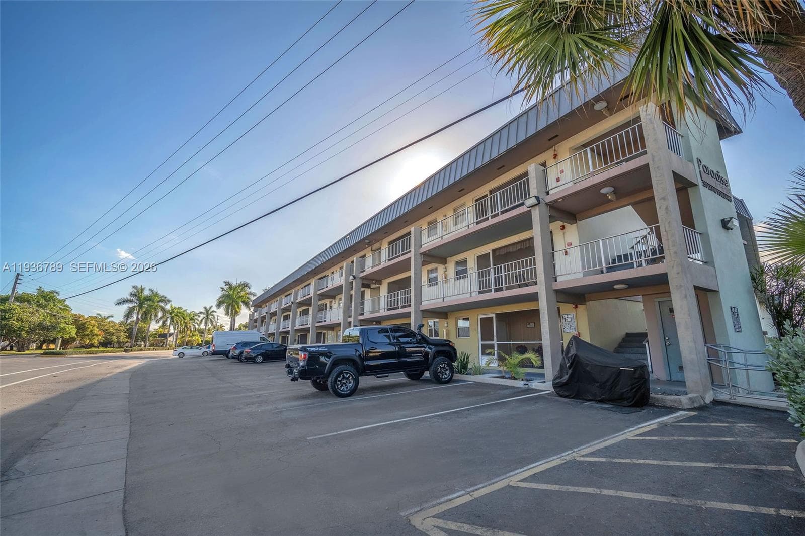 Paradise by the Sea · #305 in Hallandale Beach - Photo 43