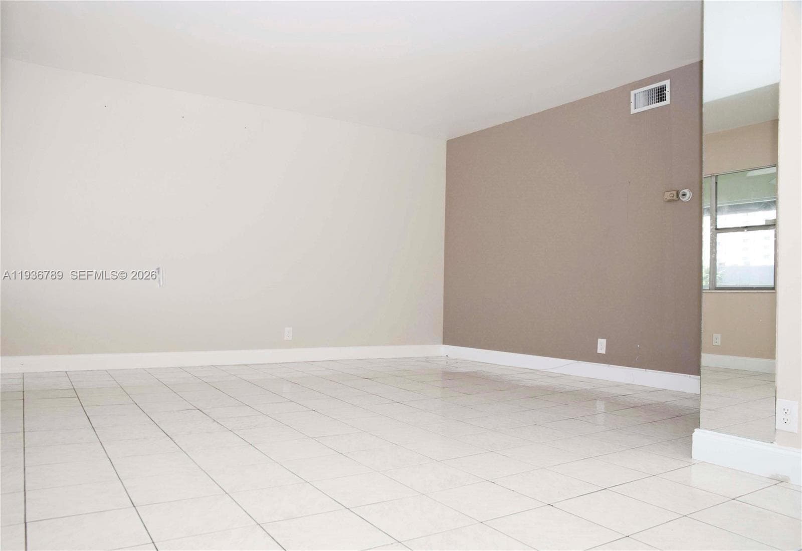 Paradise by the Sea · #305 in Hallandale Beach - Photo 7