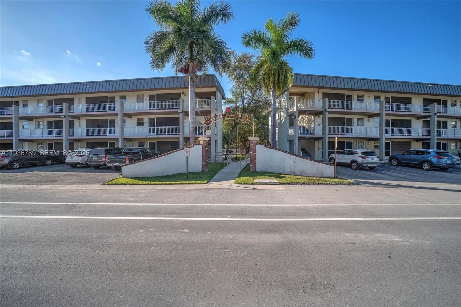 Paradise by the Sea · #305 in Hallandale Beach - Photo 3