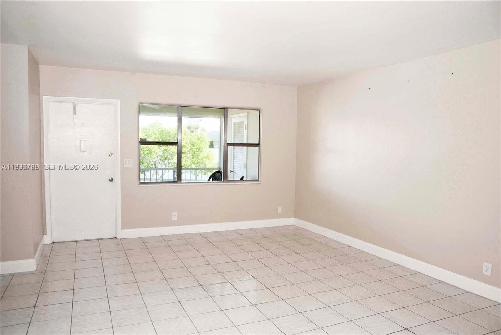 Paradise by the Sea · #305 in Hallandale Beach - Photo 5