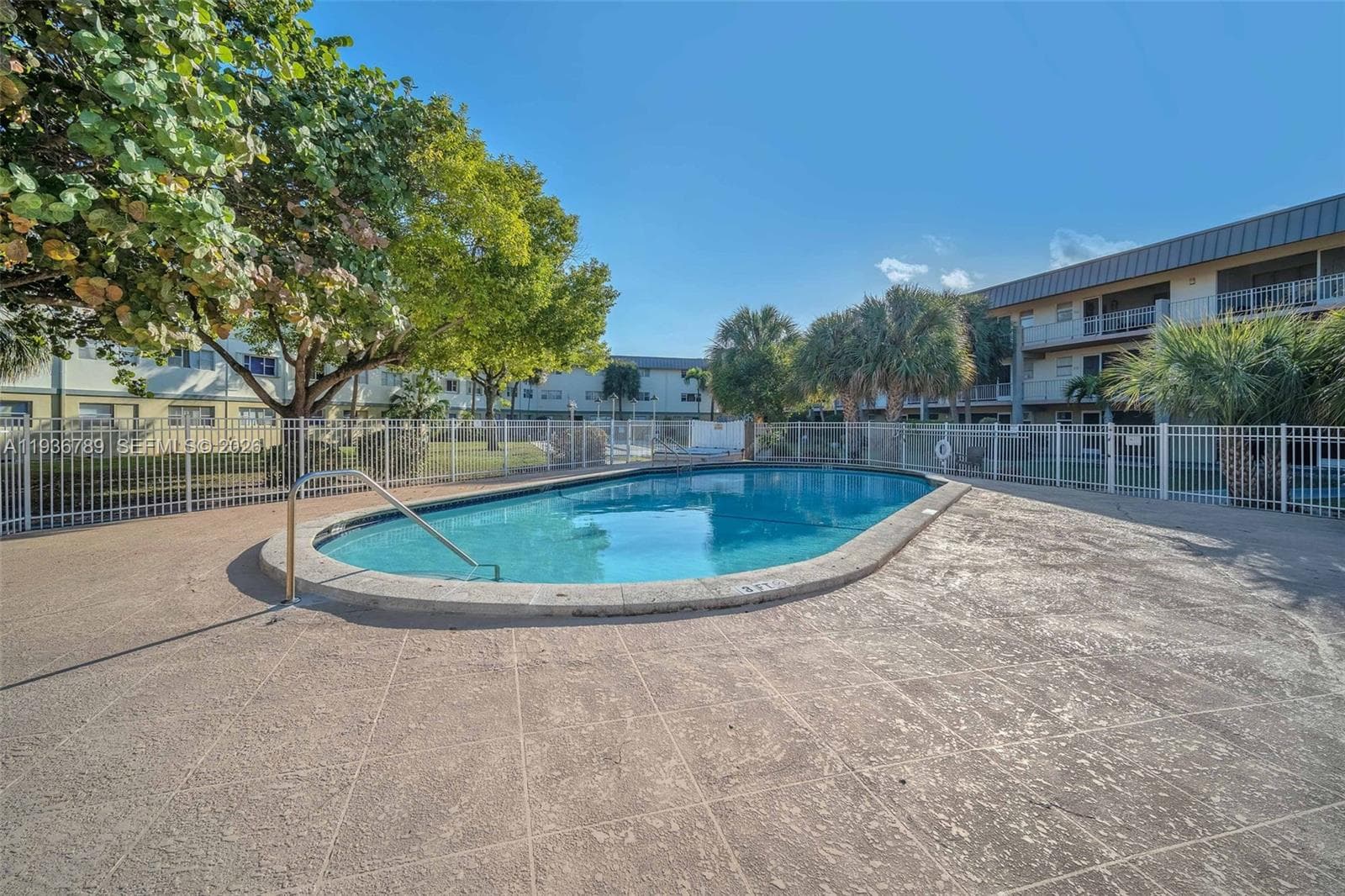 Paradise by the Sea · #305 in Hallandale Beach - Photo 20