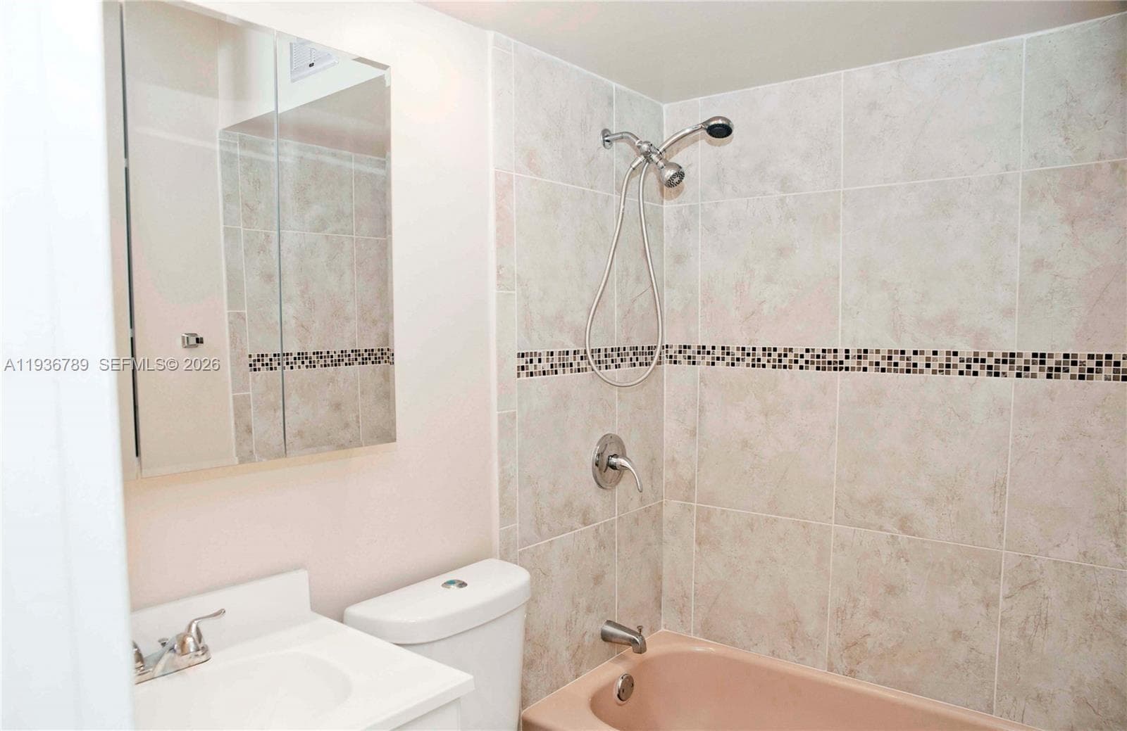Paradise by the Sea · #305 in Hallandale Beach - Photo 15