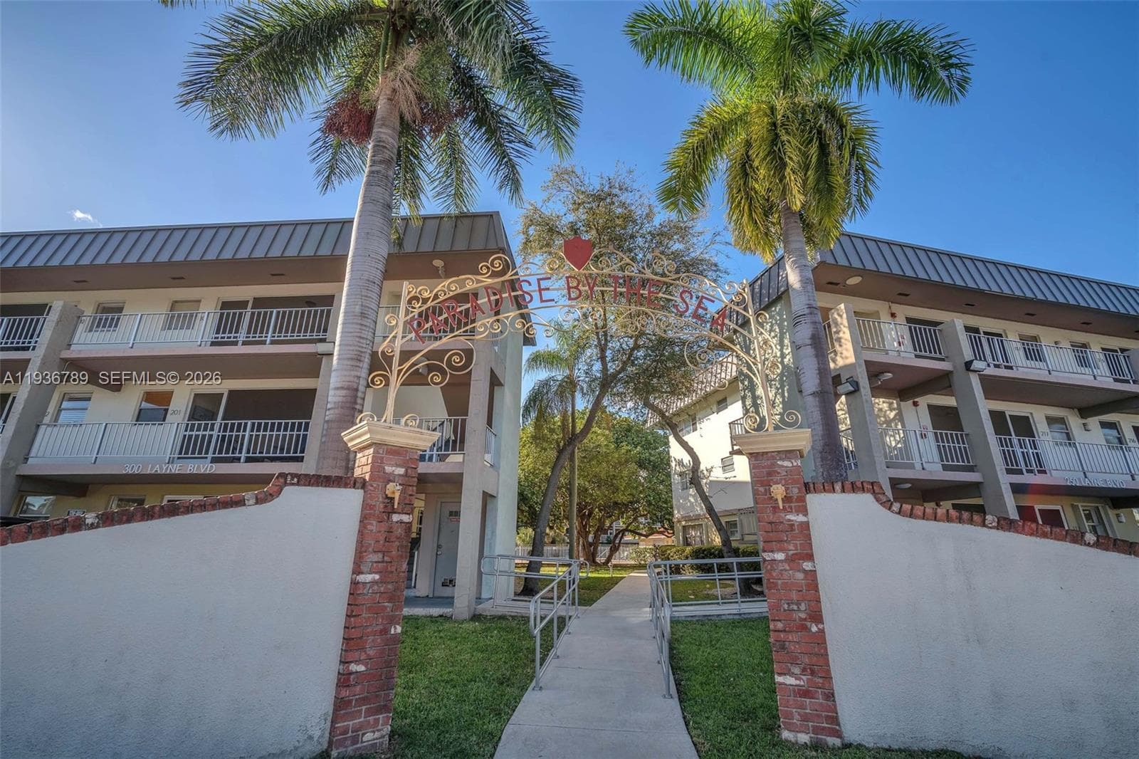 Paradise by the Sea · #305 in Hallandale Beach - Photo 39