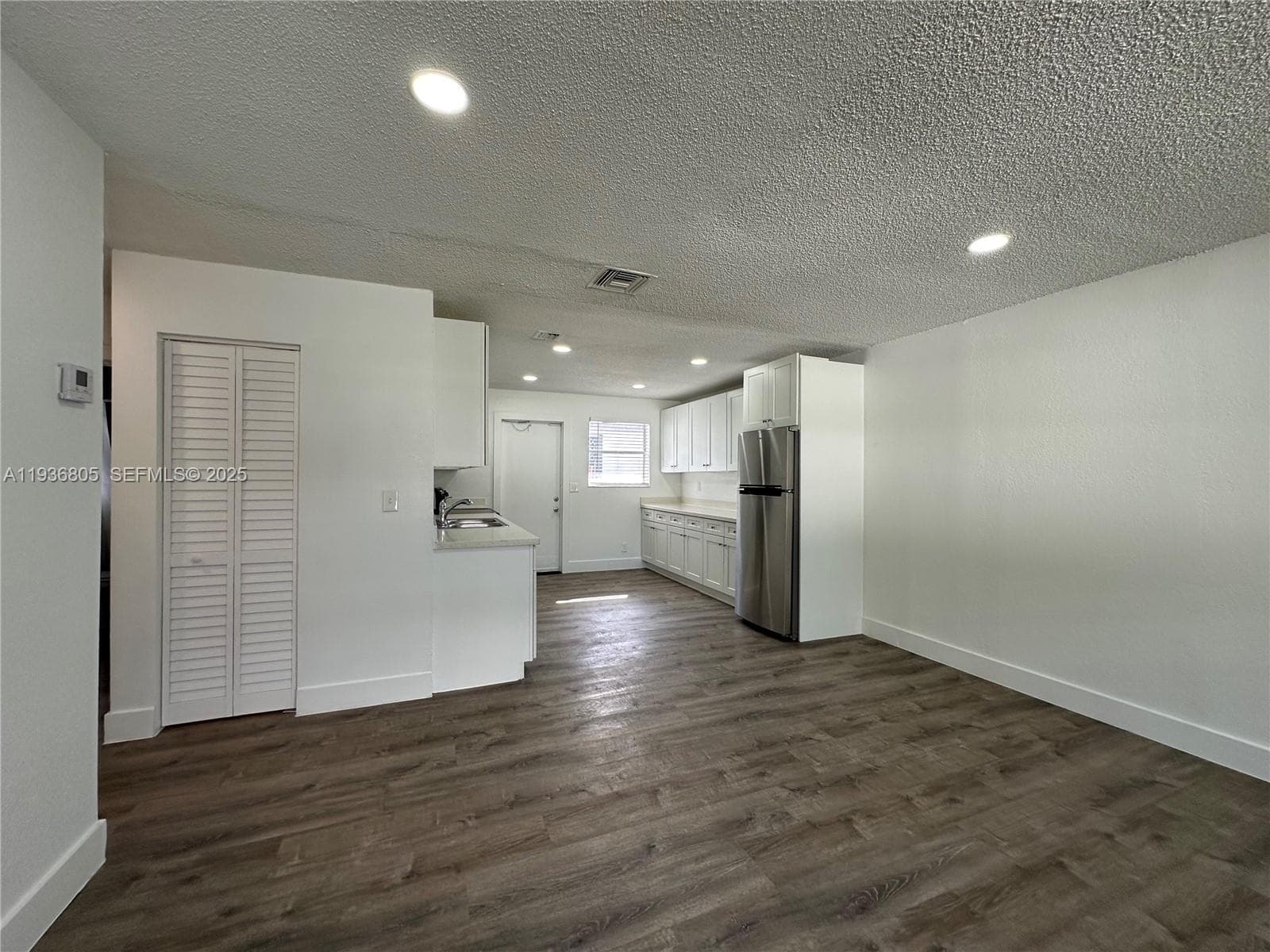TOWN OF HALLANDALE B-13 · #B in Hallandale Beach - Photo 12