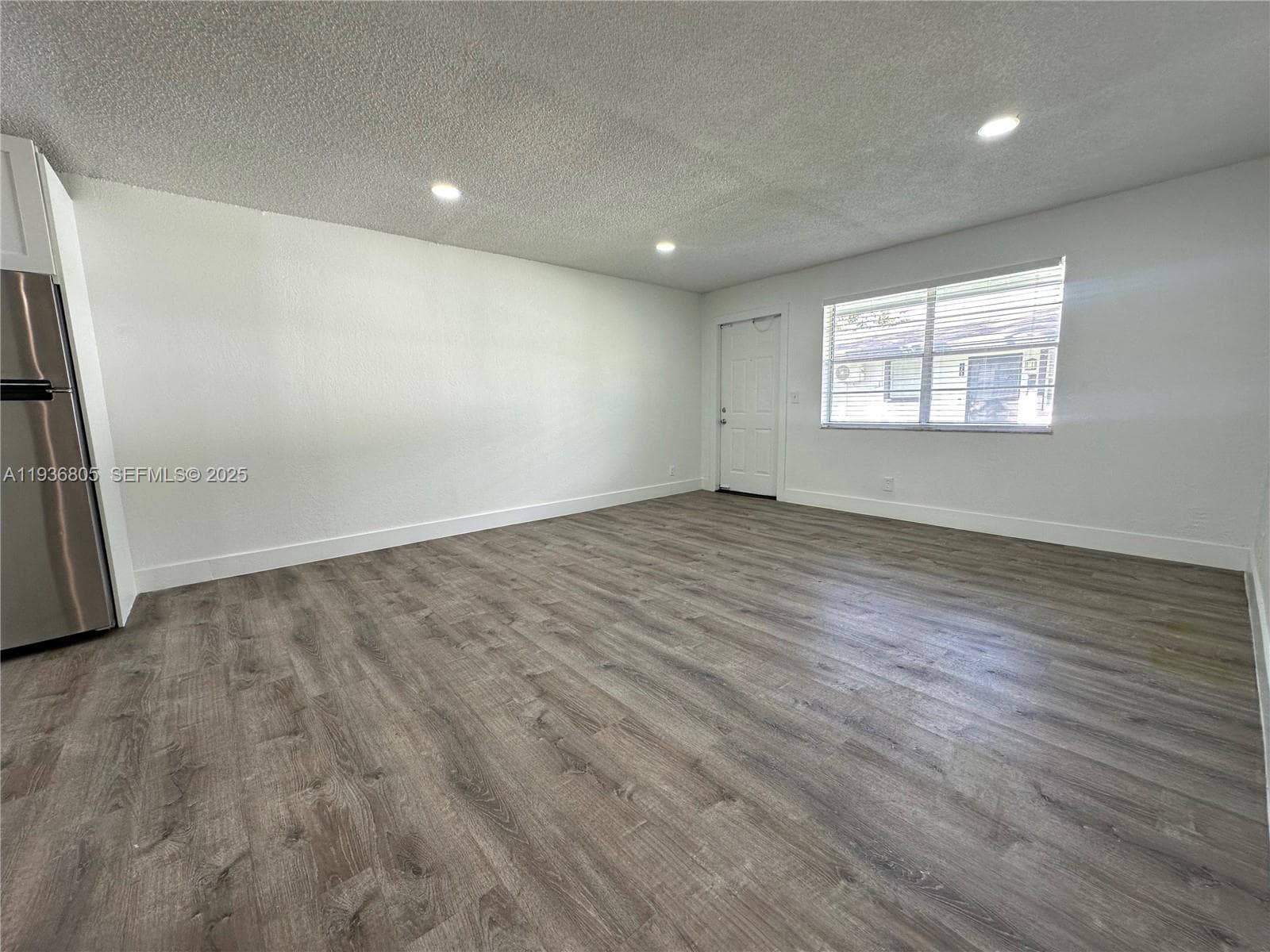 TOWN OF HALLANDALE B-13 · #B in Hallandale Beach - Photo 7