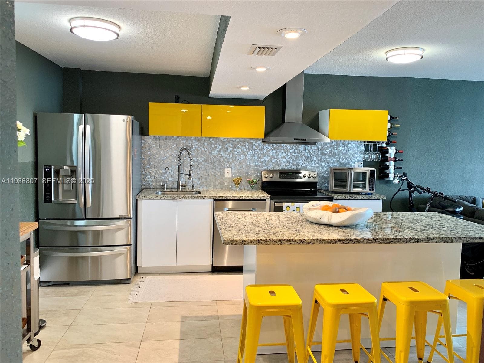 POINT EAST SEC 4 CONDO · #P512 in Aventura - Photo 2