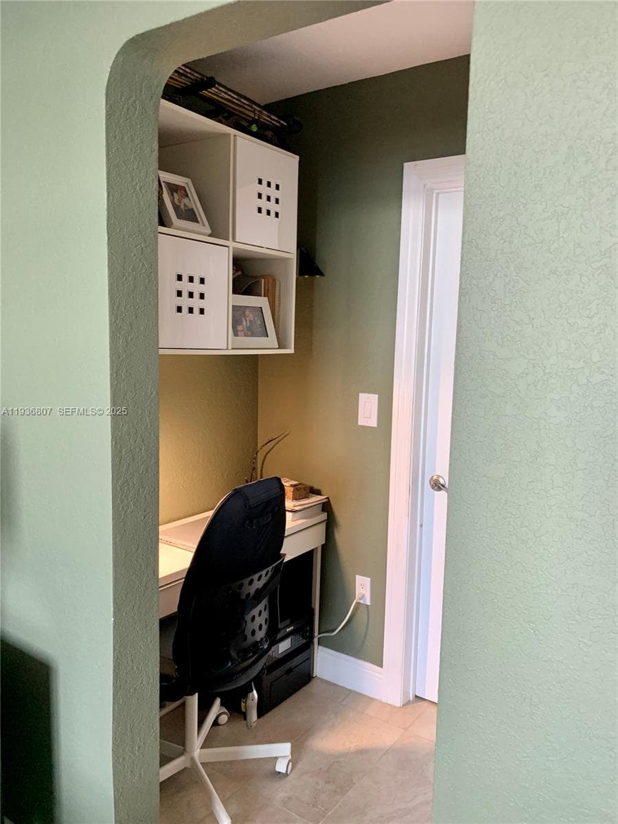 POINT EAST SEC 4 CONDO · #P512 in Aventura - Photo 13