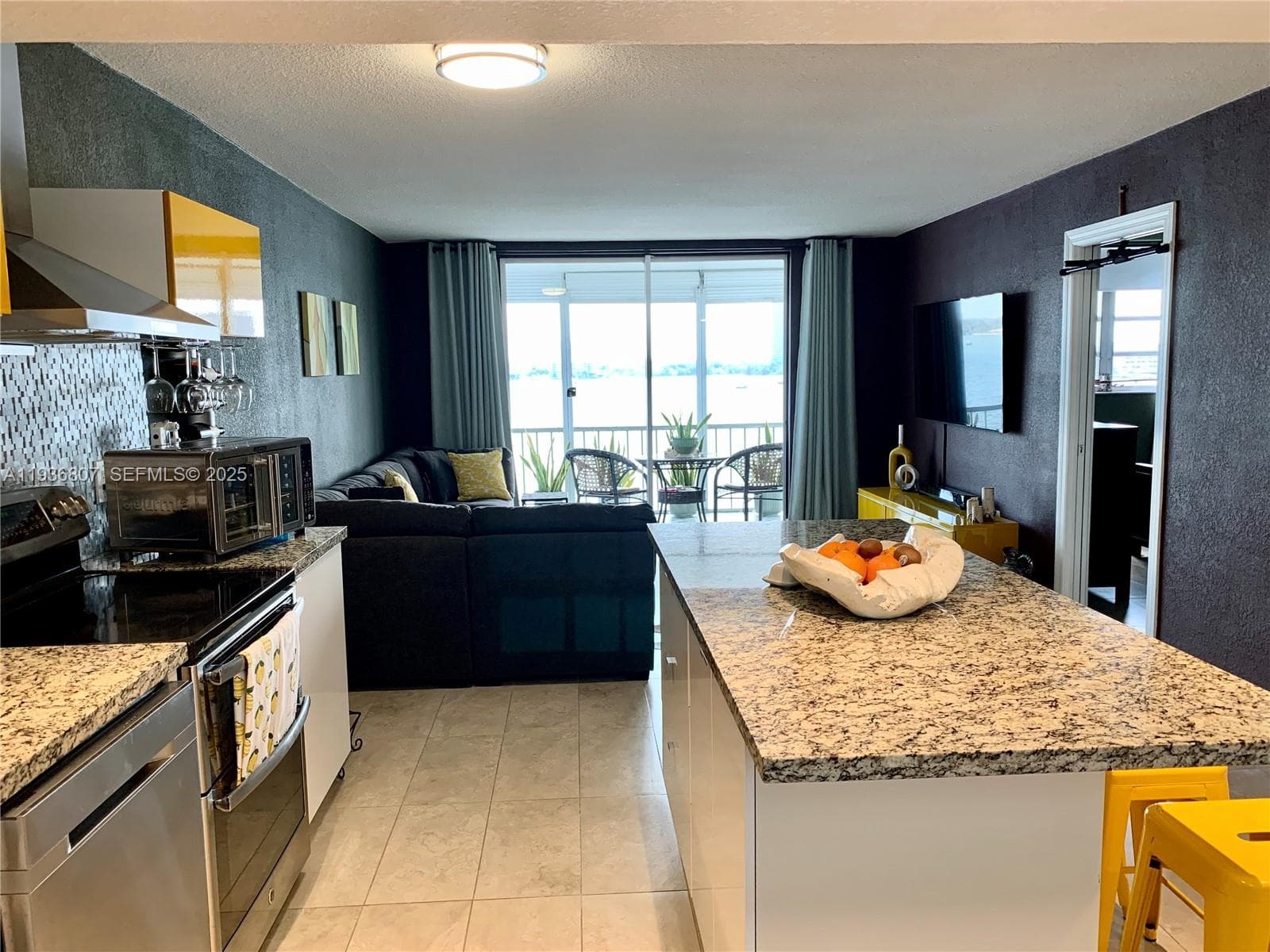 POINT EAST SEC 4 CONDO · #P512 in Aventura - Photo 1