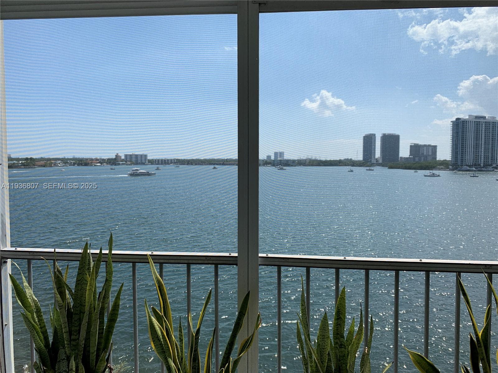 POINT EAST SEC 4 CONDO · #P512 in Aventura - Photo 14