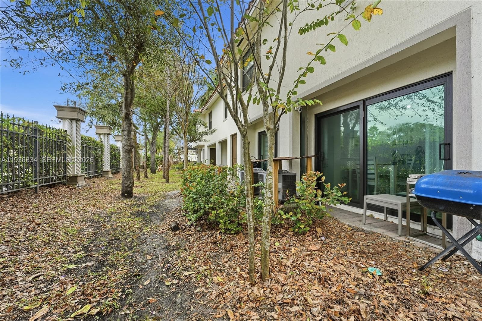 5059 Genove Pl photo 20