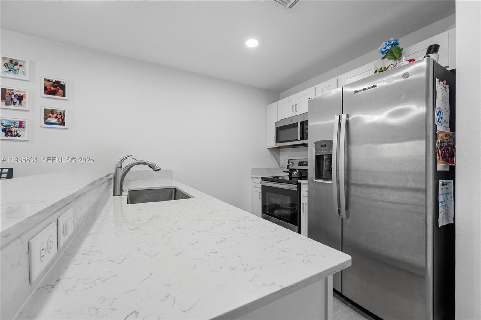 5059 Genove Pl photo 9