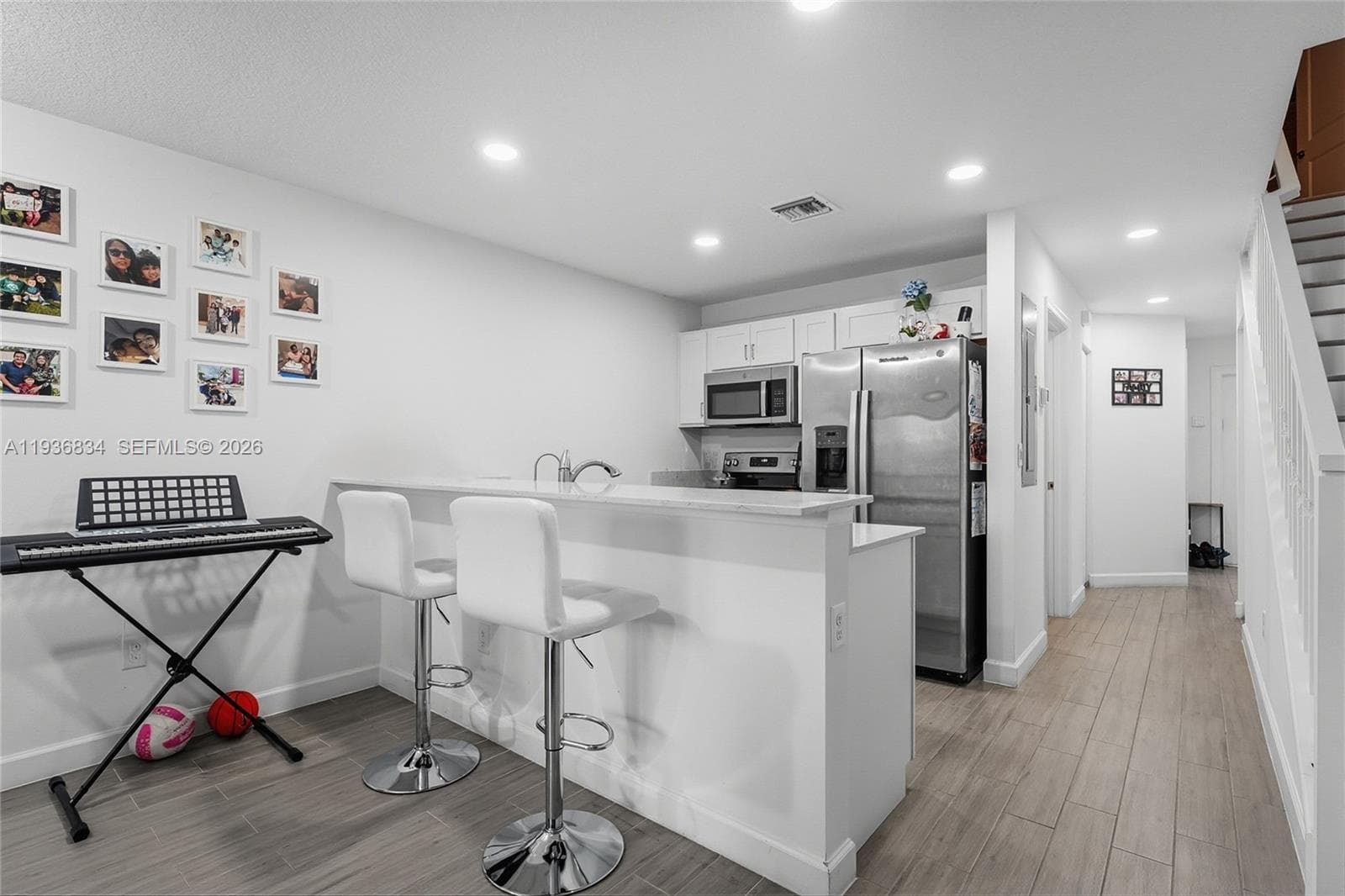 5059 Genove Pl photo 8