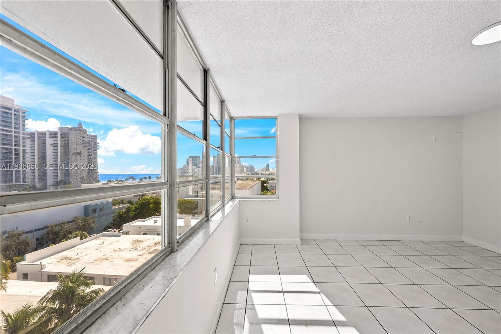 VILLA ROYAL CONDO · #801 in Miami Beach - Photo 10