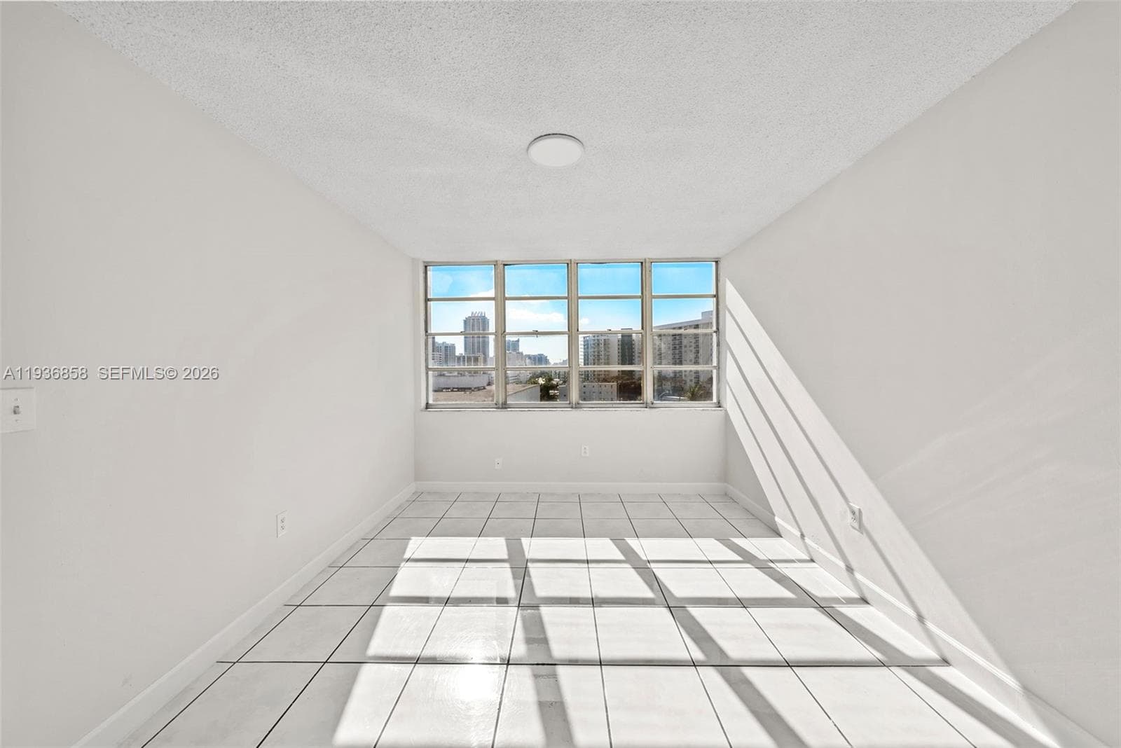 VILLA ROYAL CONDO · #801 in Miami Beach - Photo 18