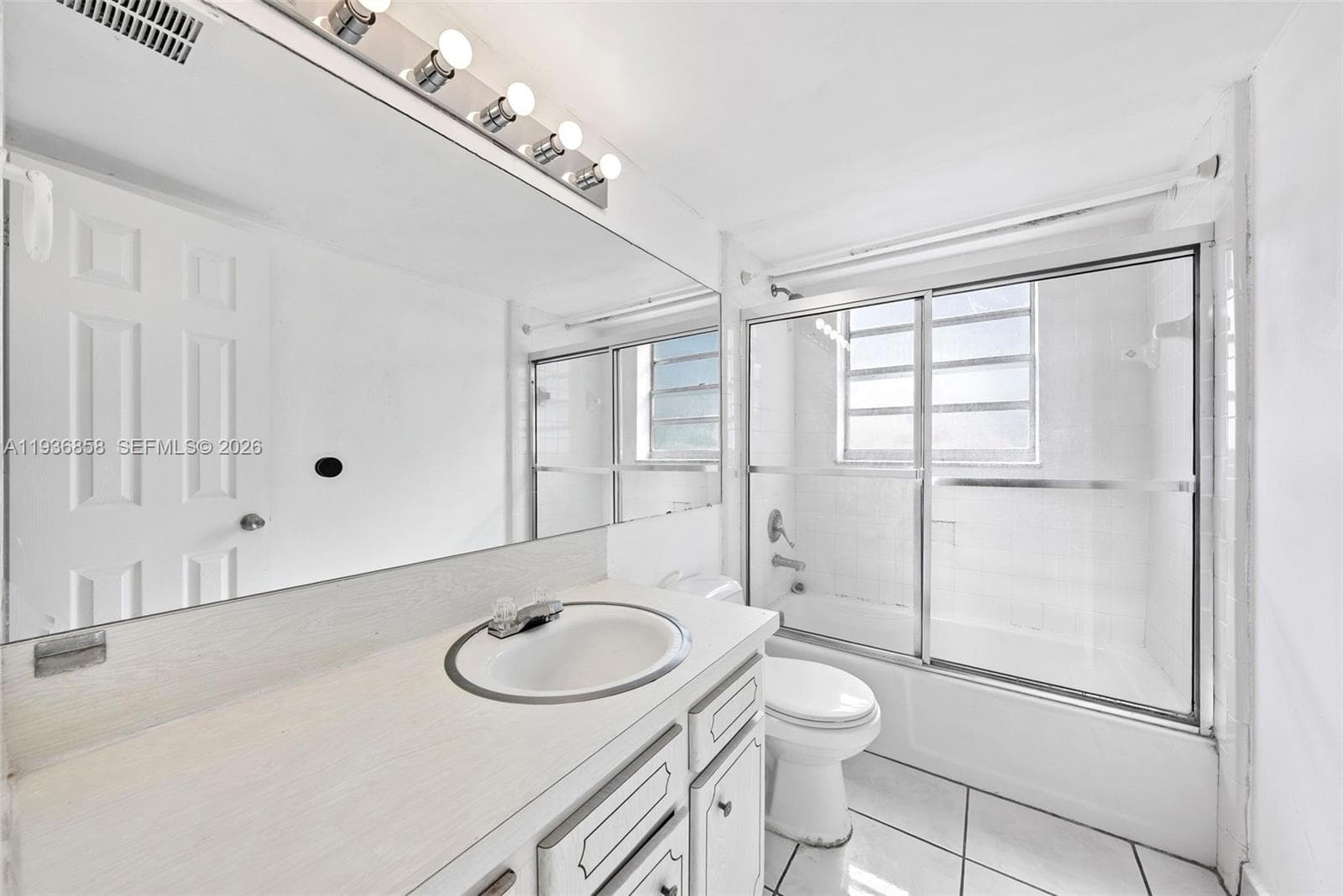 VILLA ROYAL CONDO · #801 in Miami Beach - Photo 15