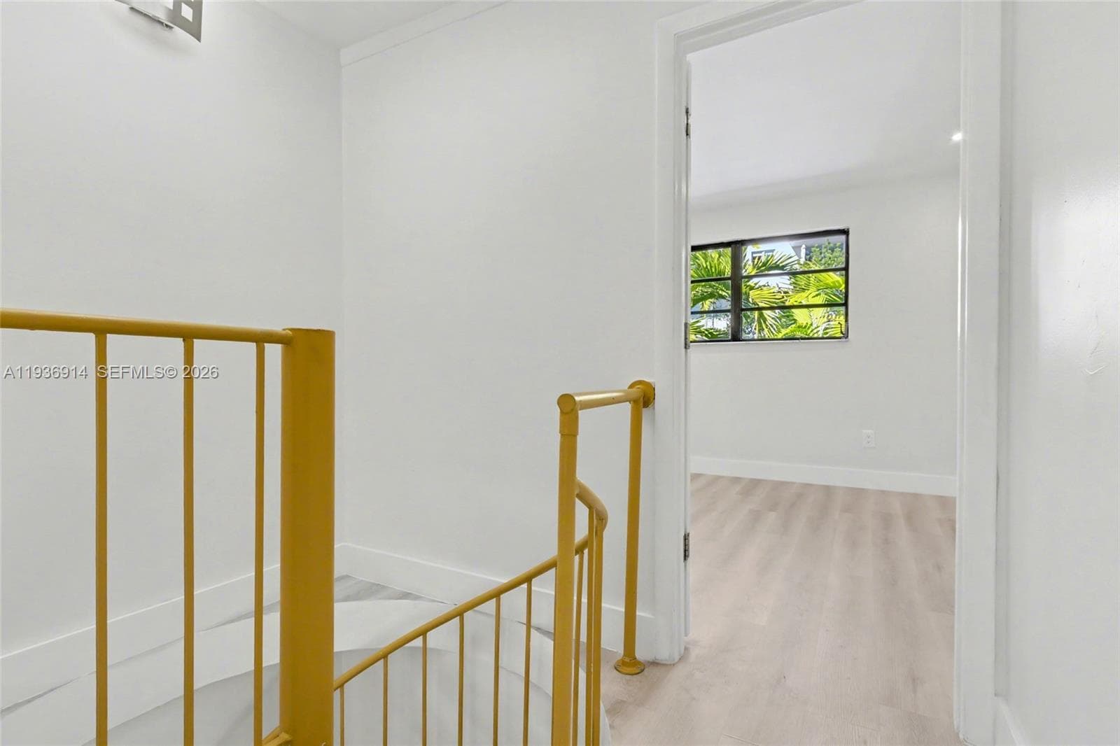 523 NE 38th St #6 photo 31