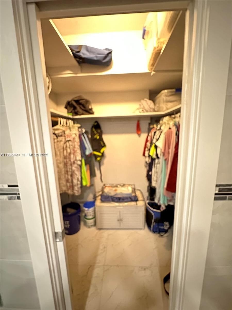 LEISURE GARDENS CONDO · #102E in Lauderdale By The Sea - Photo 6