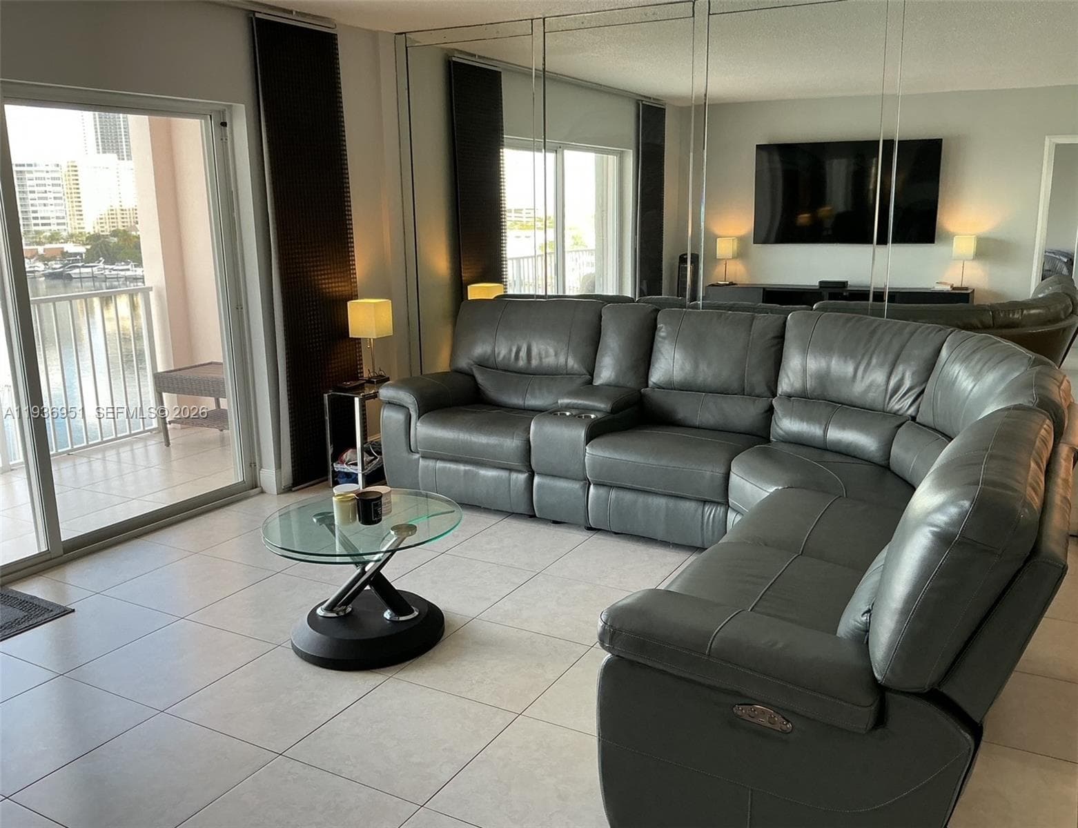 PARK LAYNE TOWERS CONDO · #55 in Hallandale Beach - Photo 16