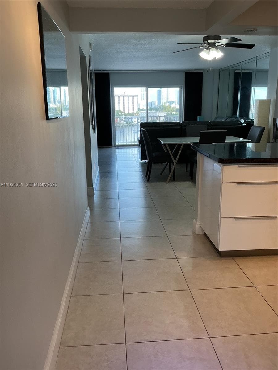 PARK LAYNE TOWERS CONDO · #55 in Hallandale Beach - Photo 7