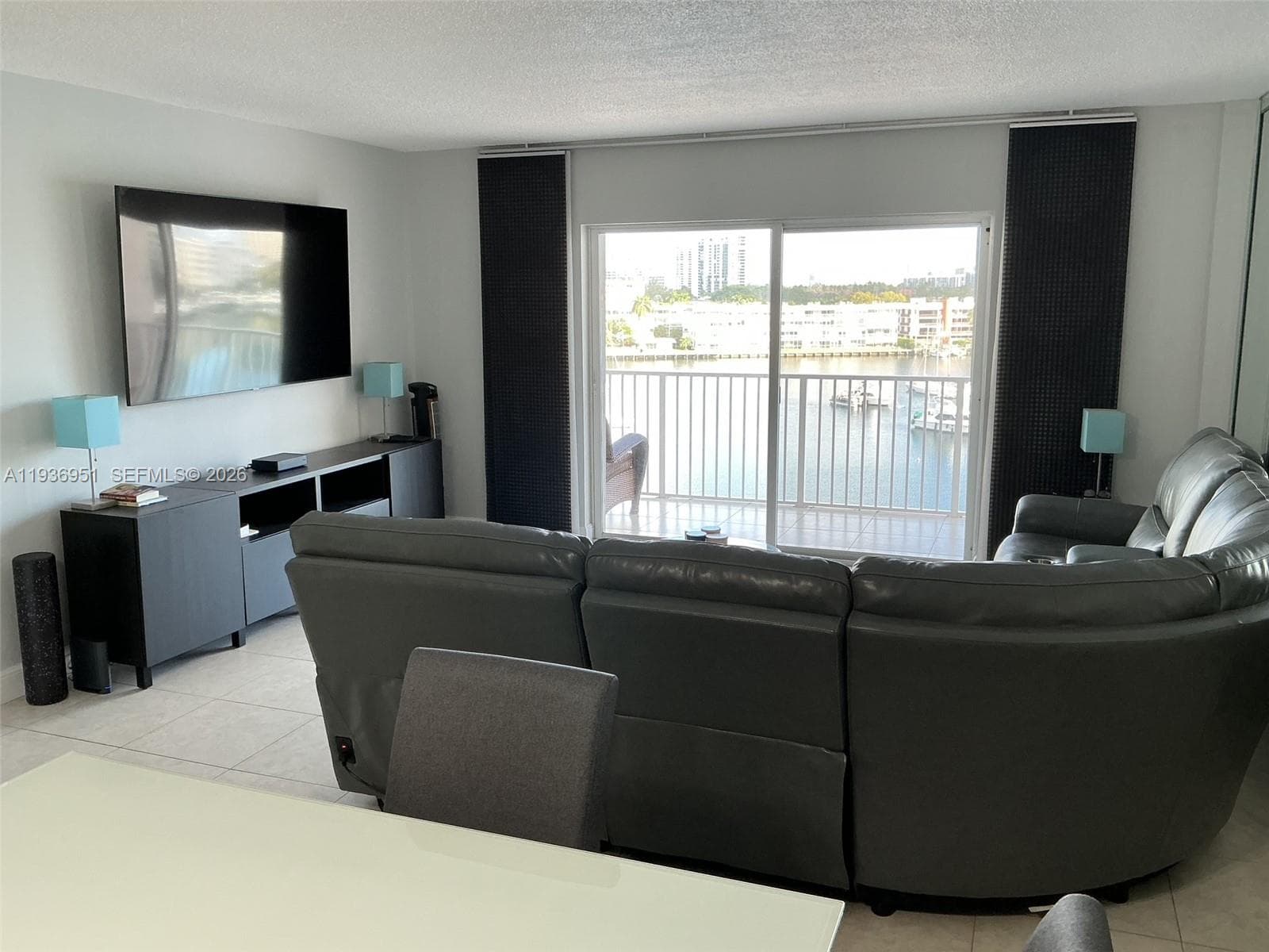 PARK LAYNE TOWERS CONDO · #55 in Hallandale Beach - Photo 14