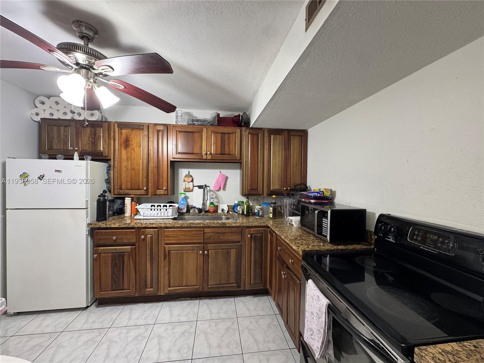 CARLTON BAY CONDO · #5P in North Miami Beach - Photo 5
