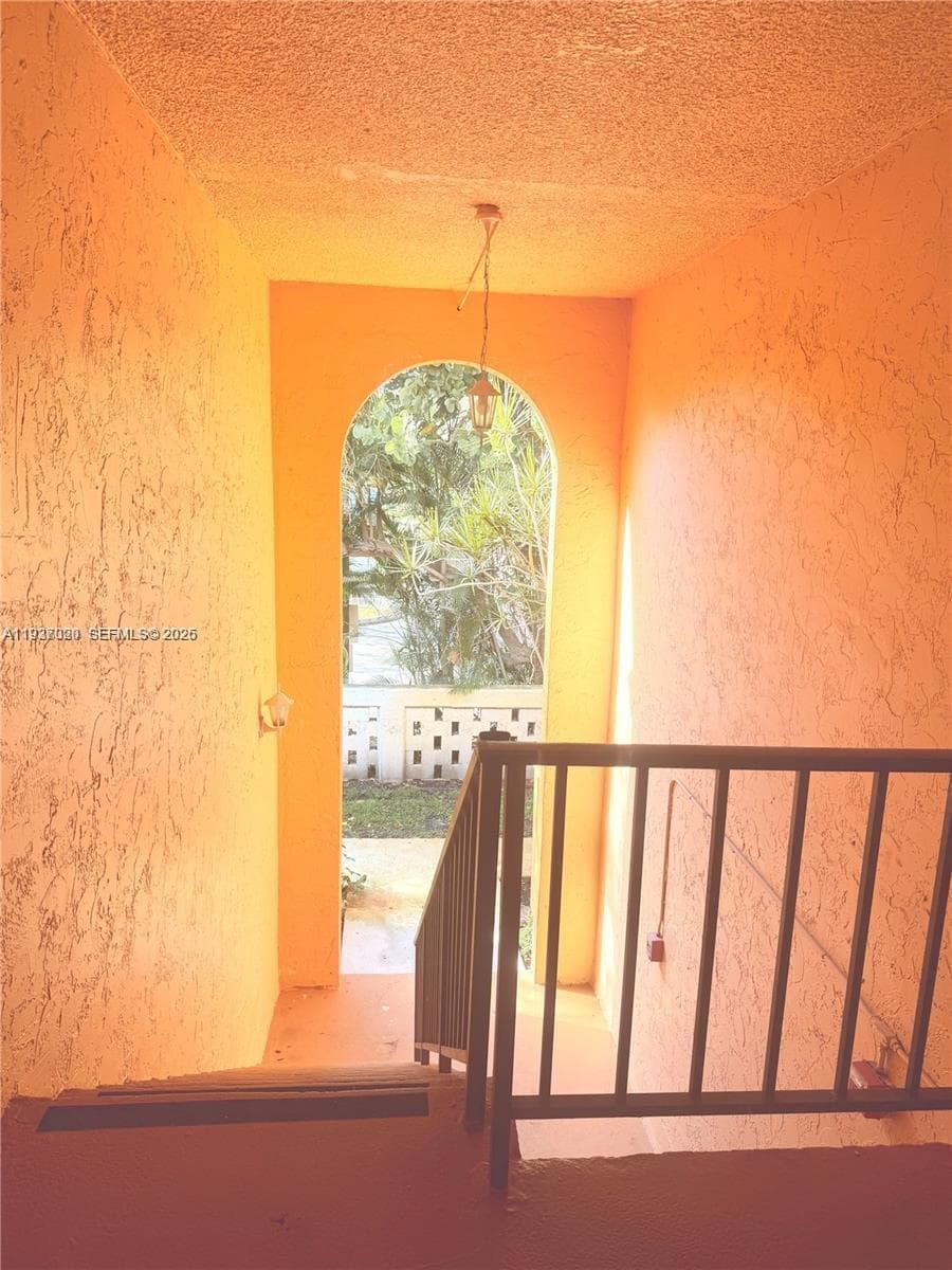 CYPRESS VILLAGE CONDO · #I20 in Miami Lakes - Photo 2