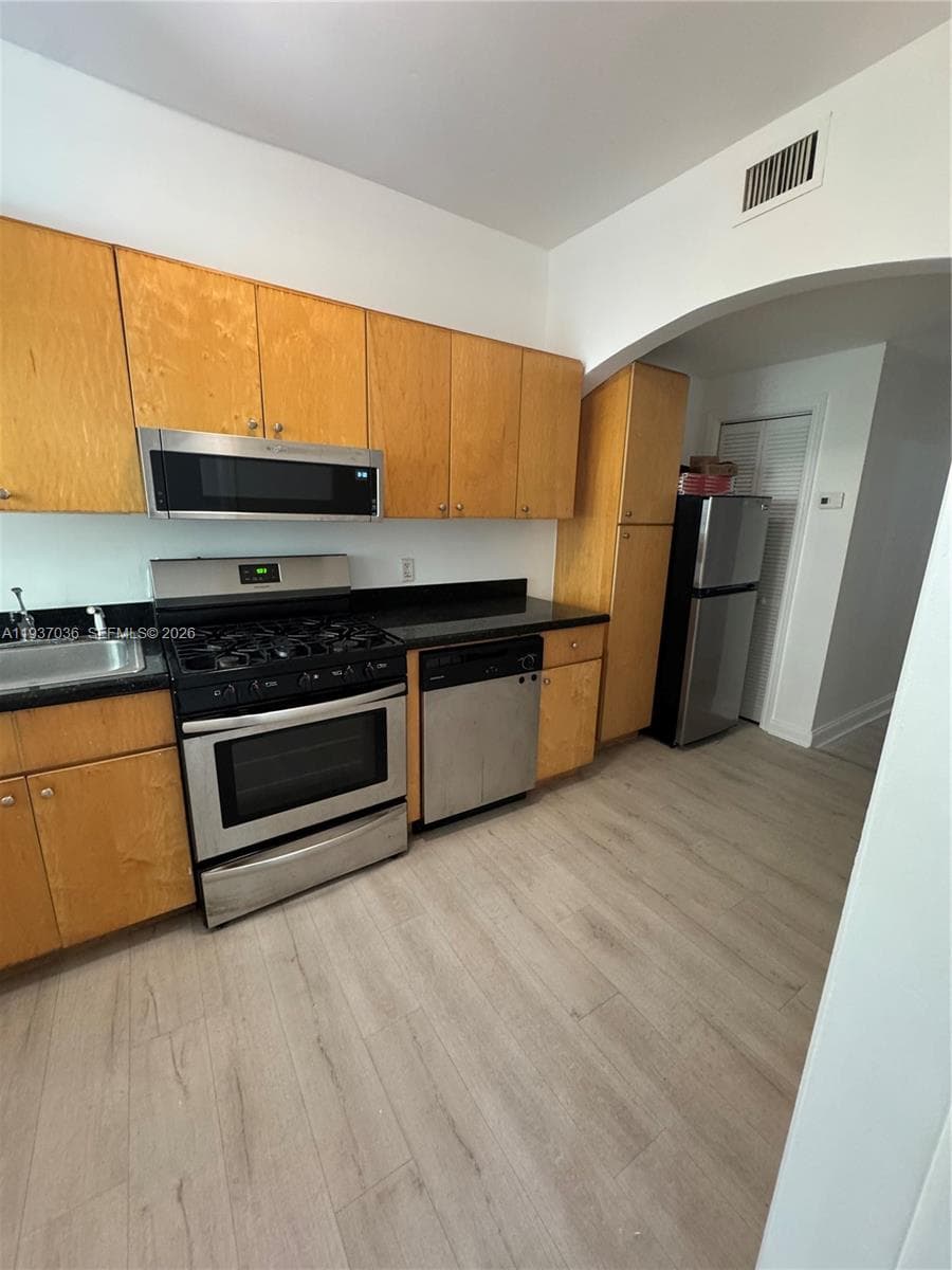 VILA MARA CONDO · #2 in Miami Beach - Photo 6