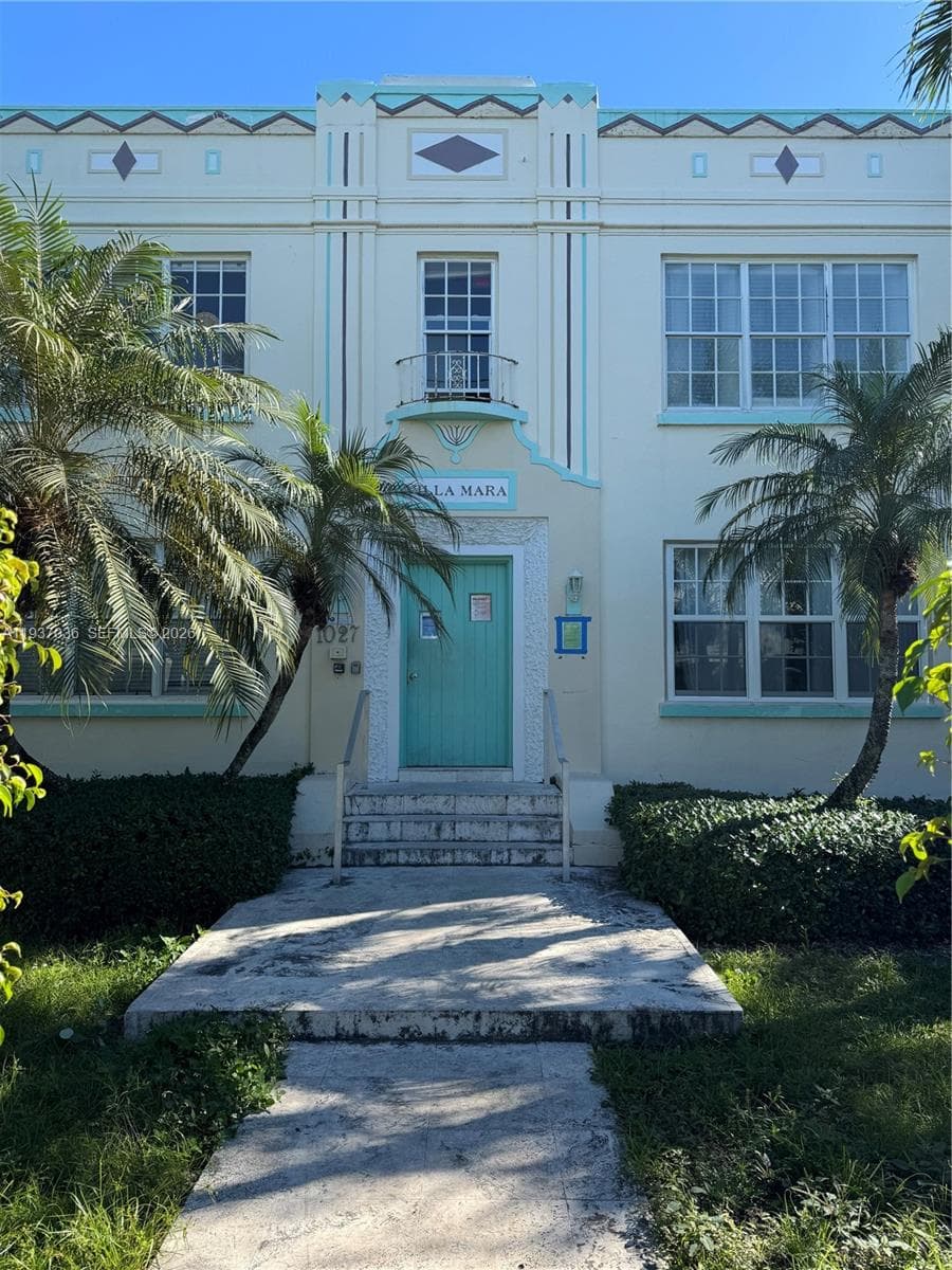 VILA MARA CONDO · #2 in Miami Beach - Photo 1