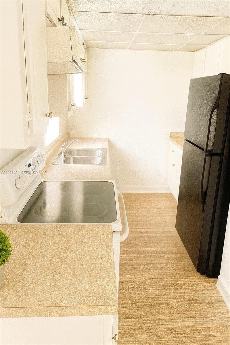 THE MERIDIAN CONDO · #502 in Miami Beach - Photo 13