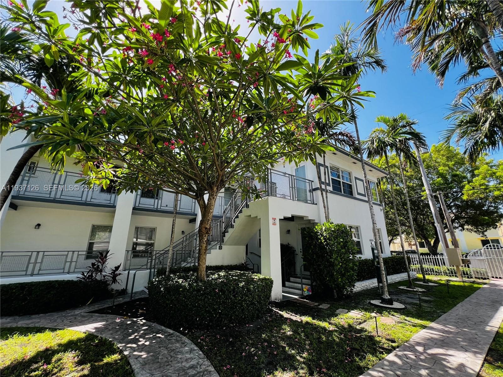 OCEANSIDE SEC ISLE OF NOR · #2 in Miami Beach - Photo 23
