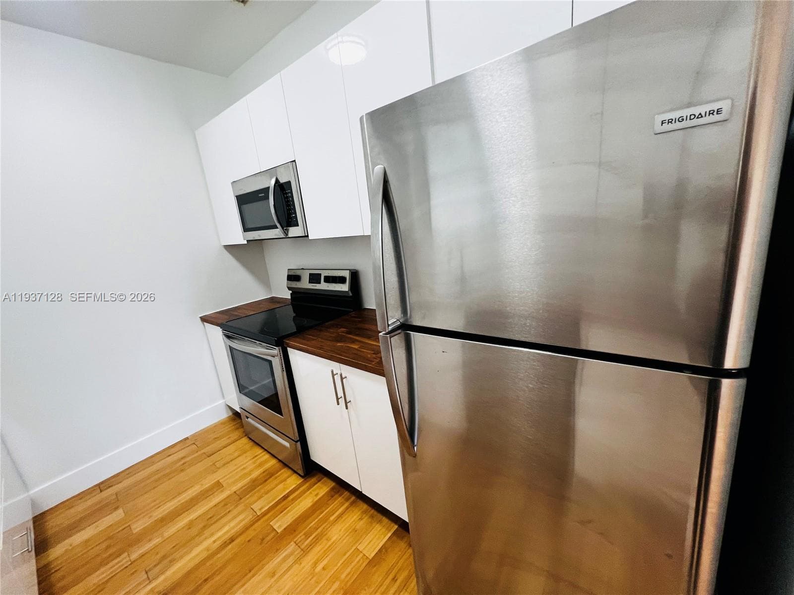 OCEANSIDE SEC ISLE OF NOR · #910 in Miami Beach - Photo 9