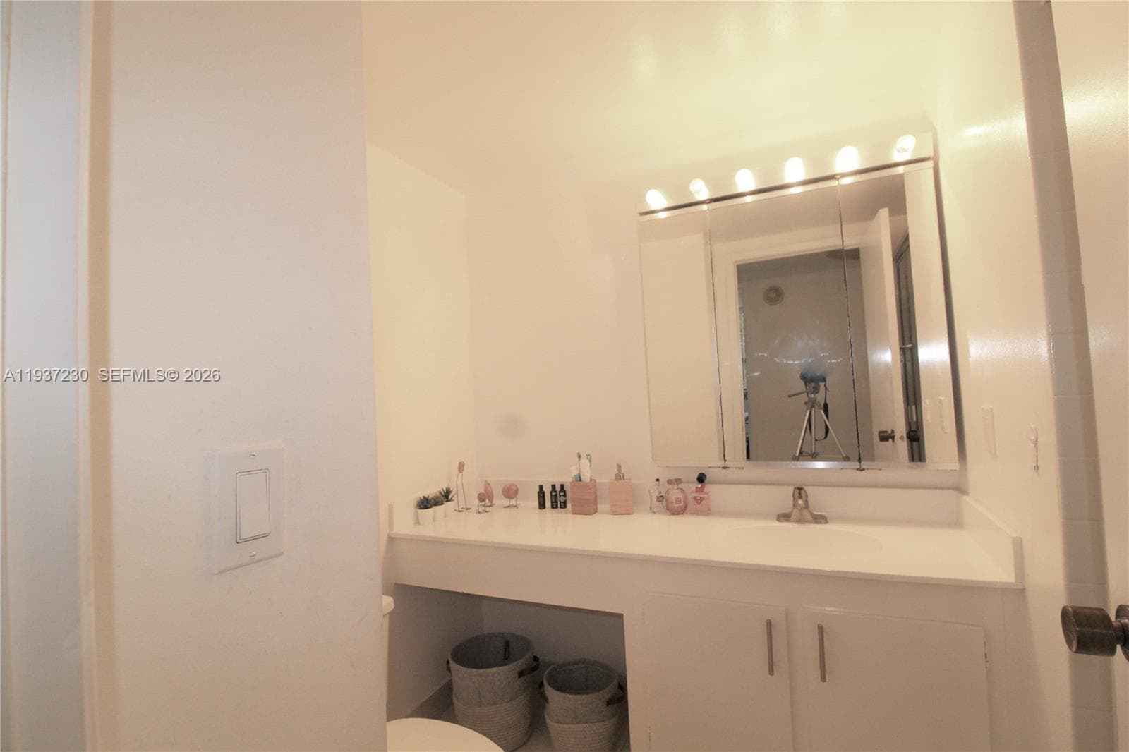 OLYMPUS CONDO · #315 in Hallandale Beach - Photo 18