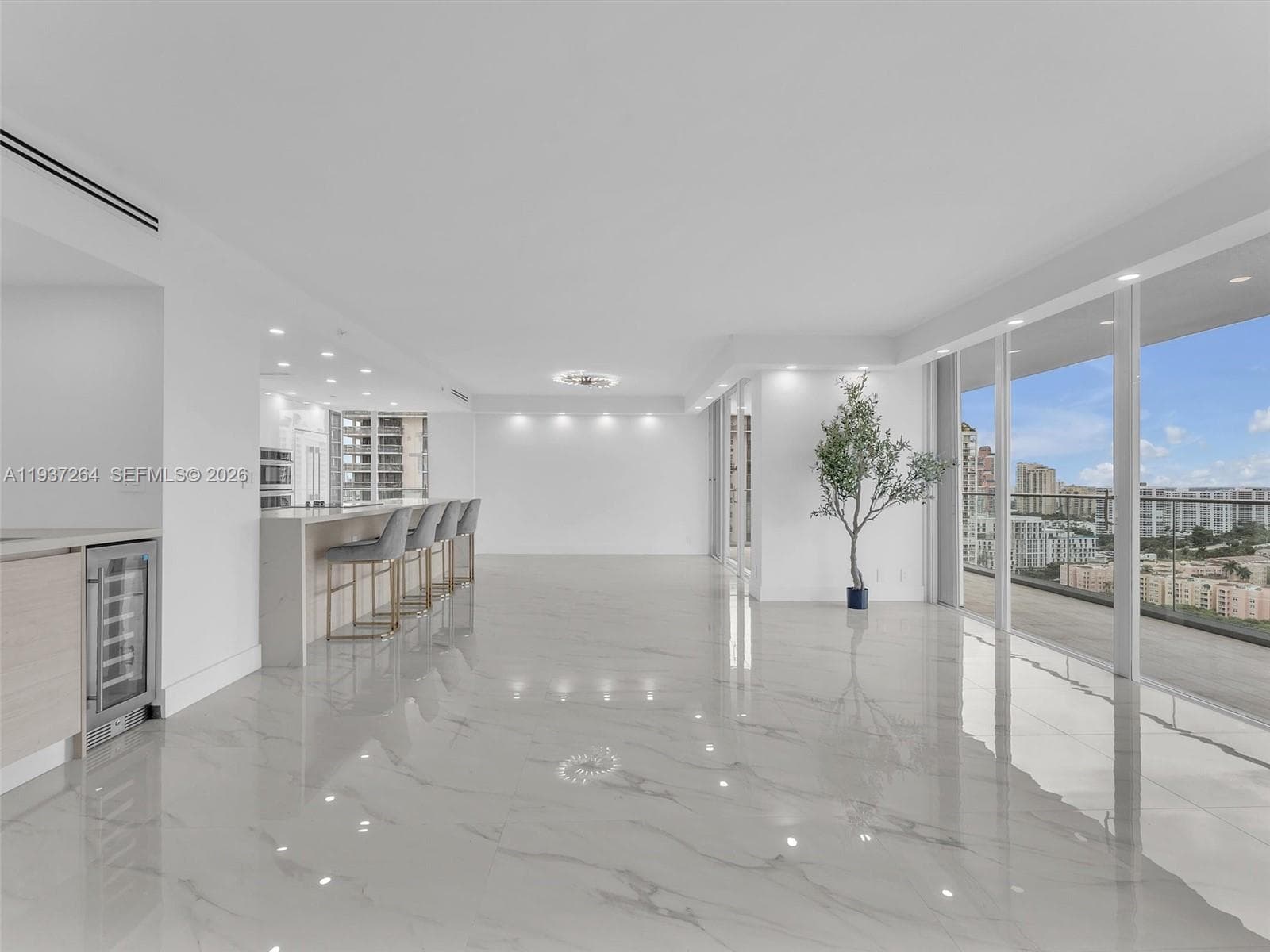 Turnberry Isle · #25D in Aventura - Photo 7