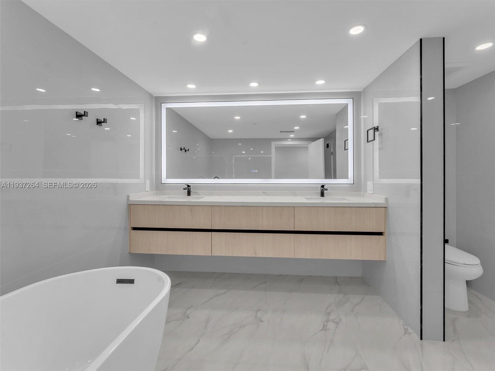 Turnberry Isle · #25D in Aventura - Photo 19