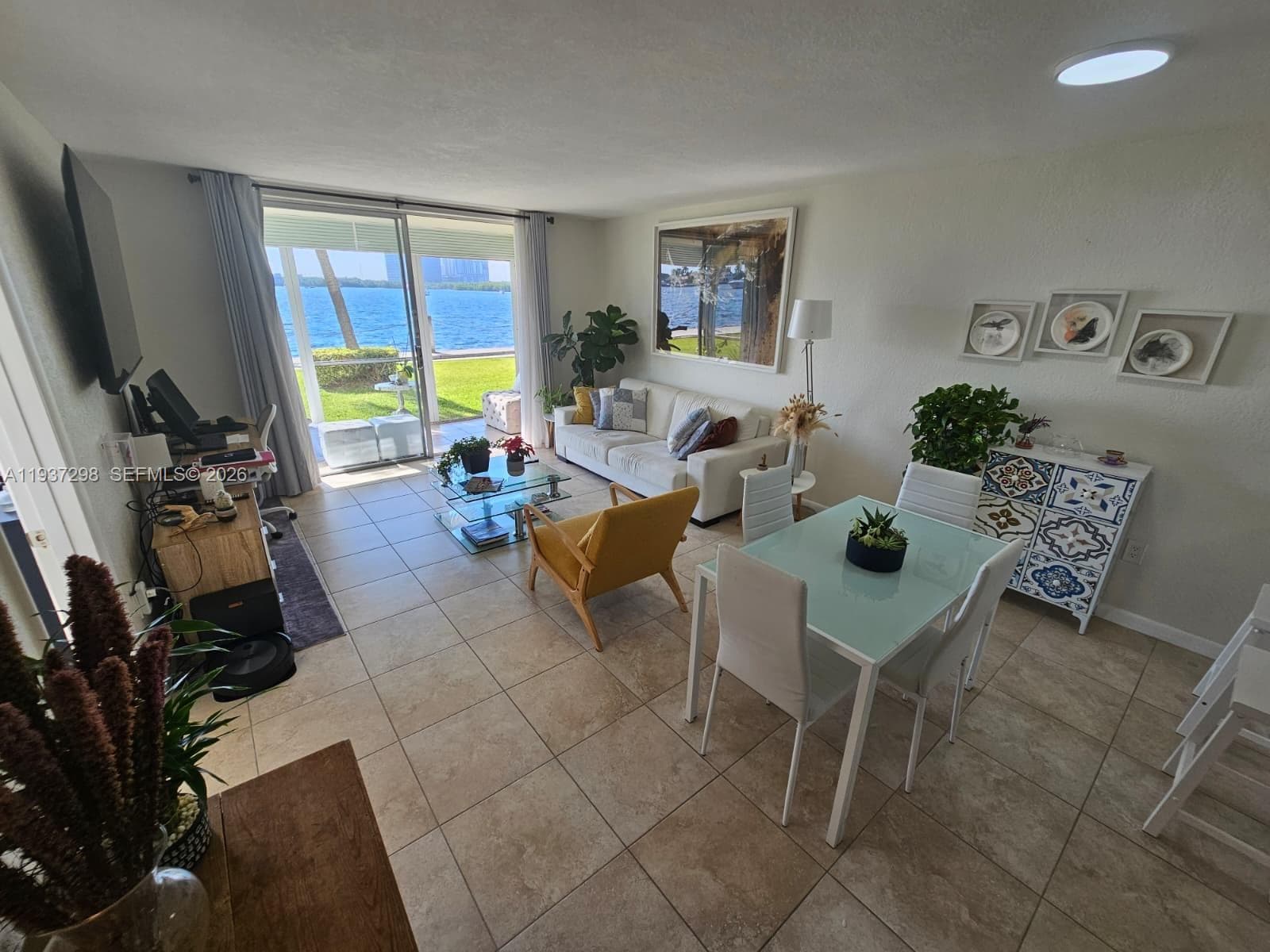 POINT EAST SEC 4 CONDO · #P102 in Aventura - Photo 2