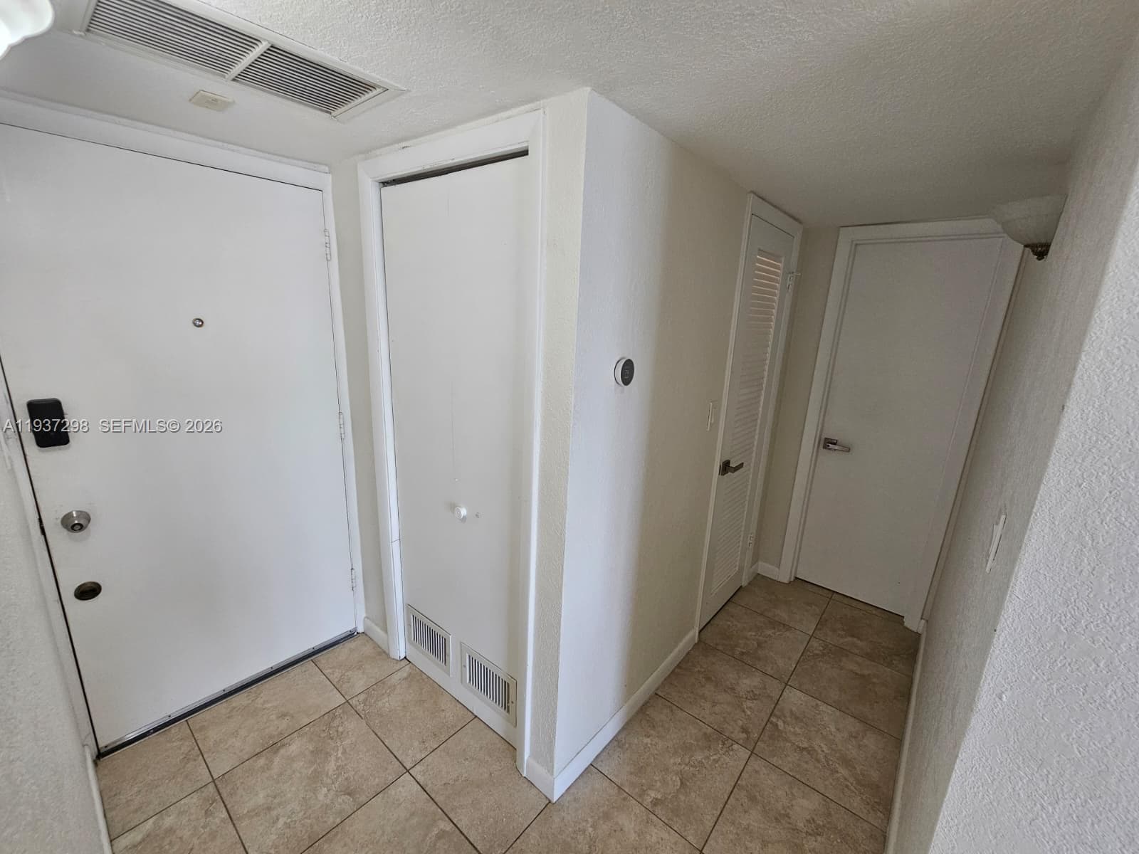 POINT EAST SEC 4 CONDO · #P102 in Aventura - Photo 13
