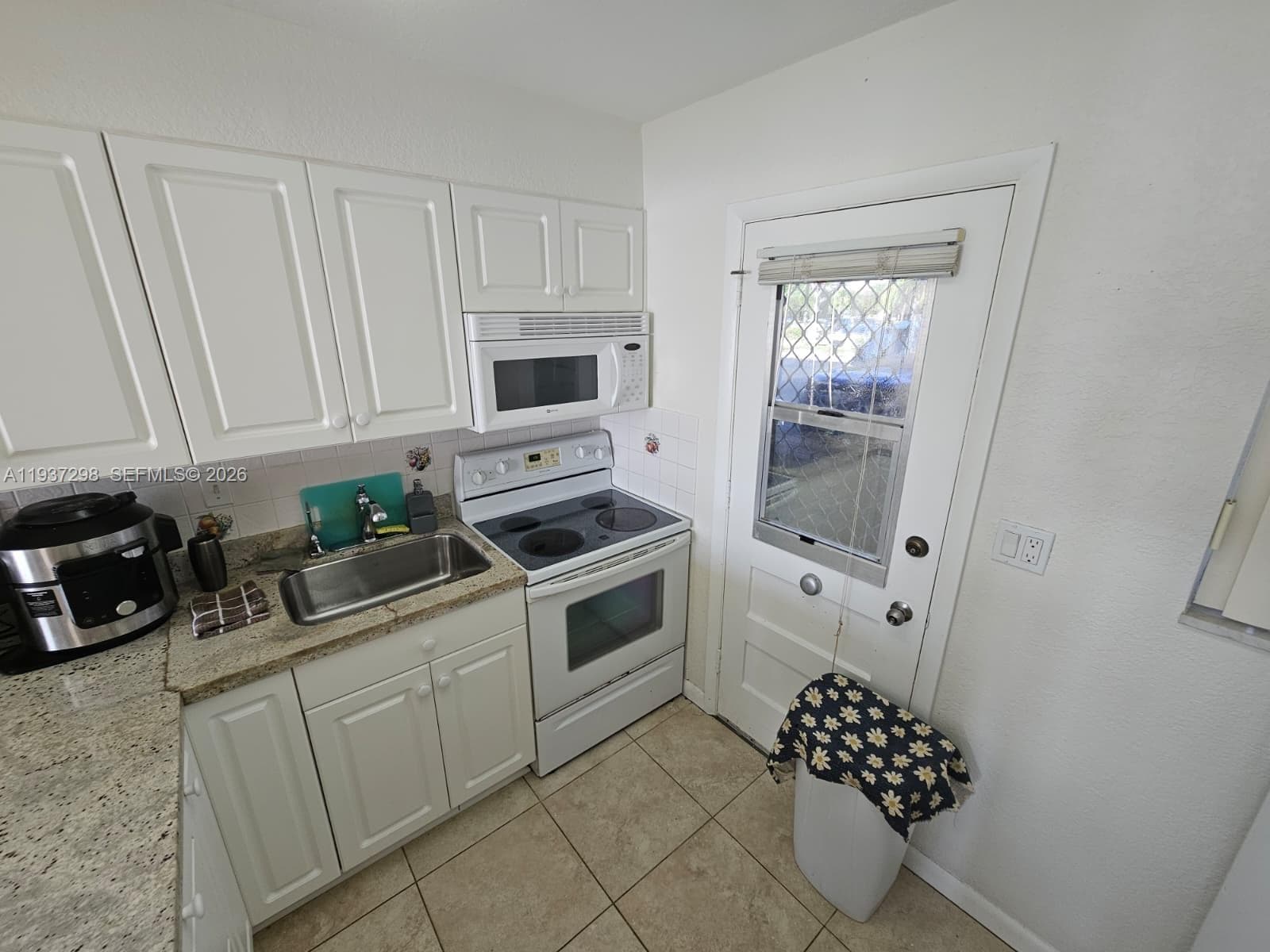 POINT EAST SEC 4 CONDO · #P102 in Aventura - Photo 10