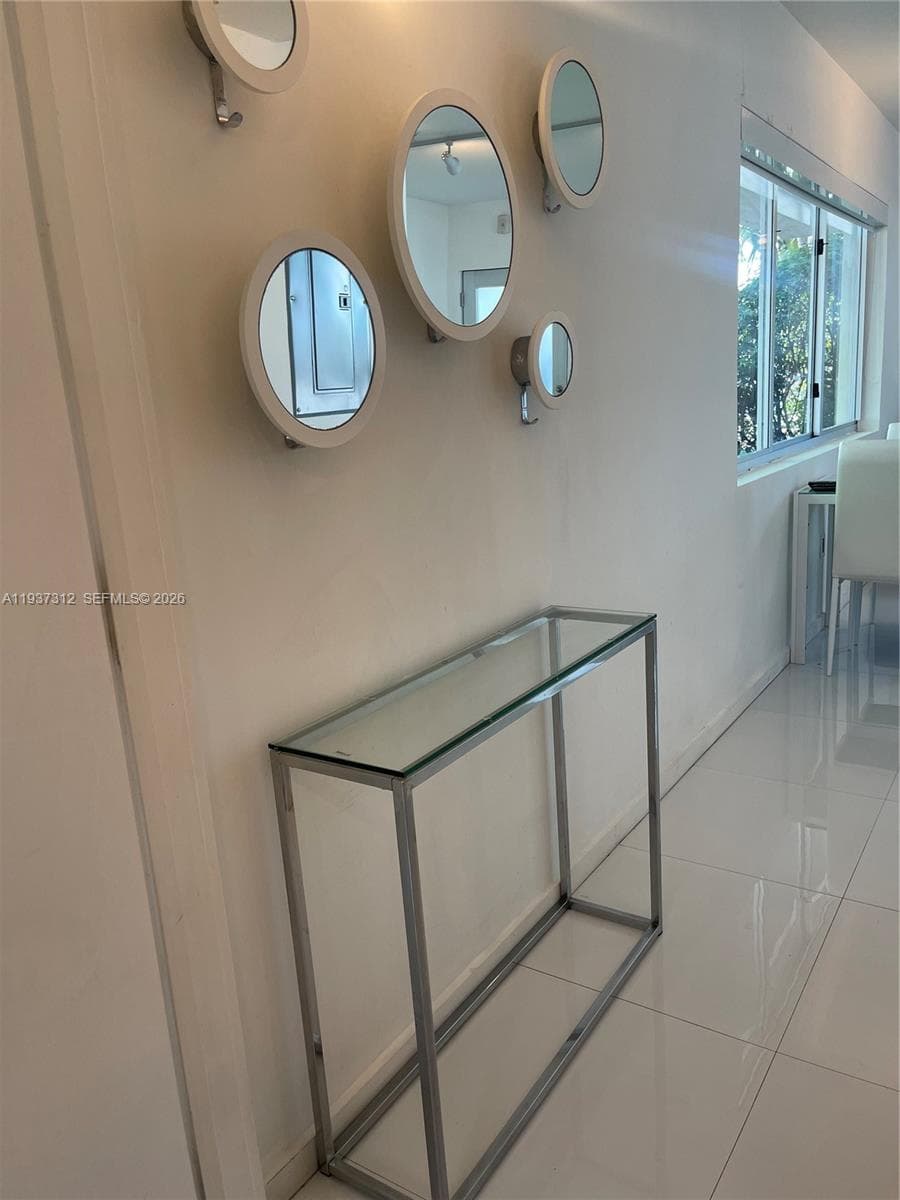 ELISA CONDO · #101 in Miami Beach - Photo 19