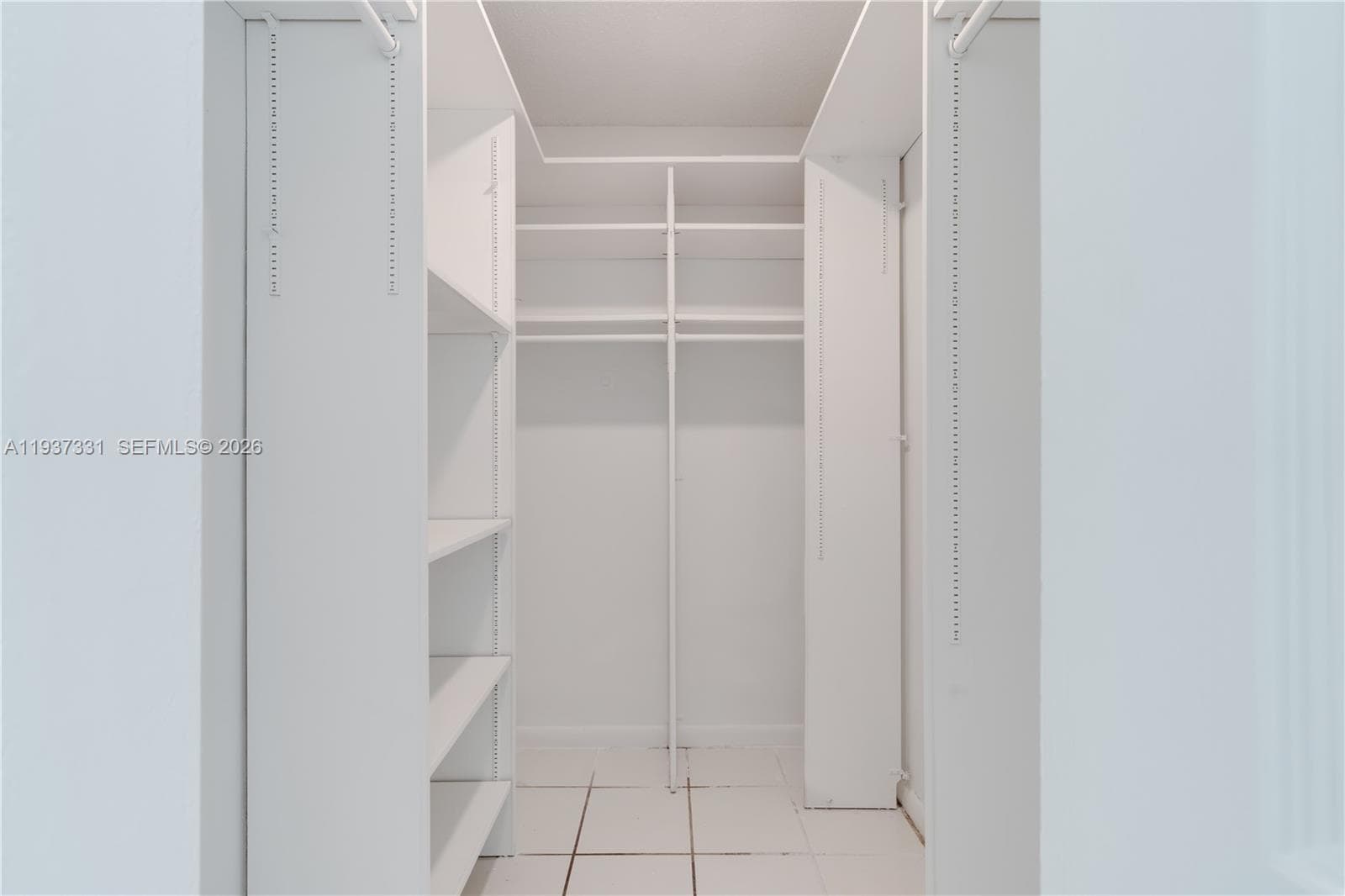 PARADISE PLAZA CONDO · #404 in Miami Beach - Photo 24