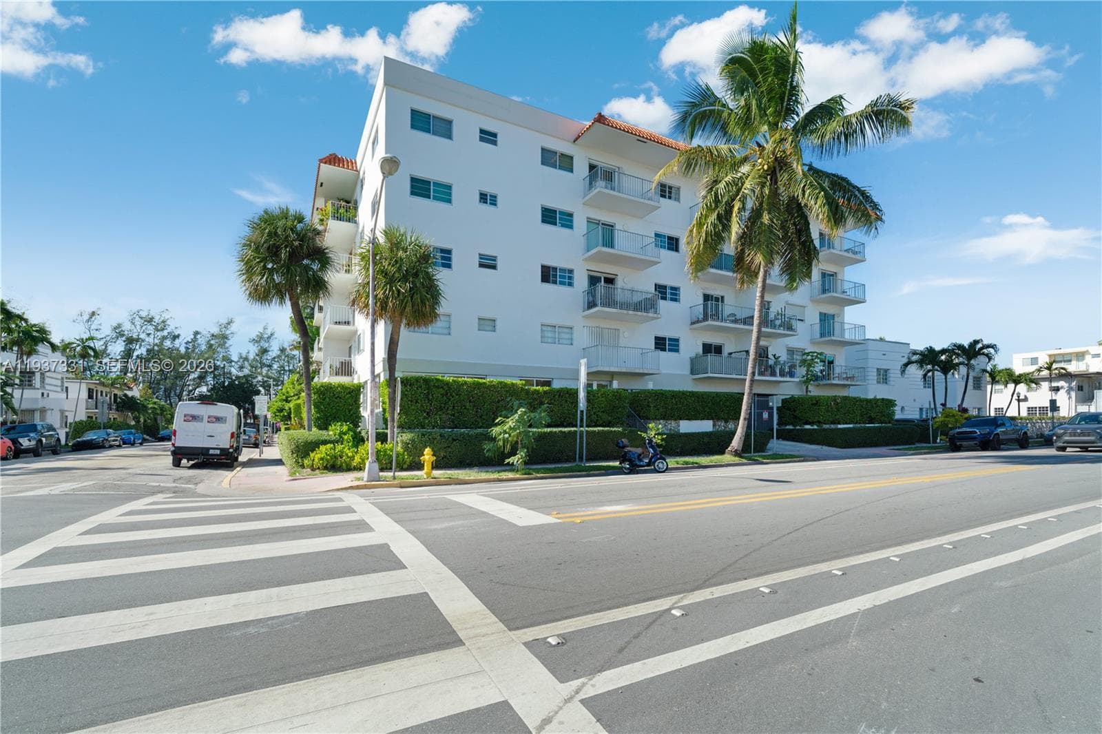 PARADISE PLAZA CONDO · #404 in Miami Beach - Photo 4