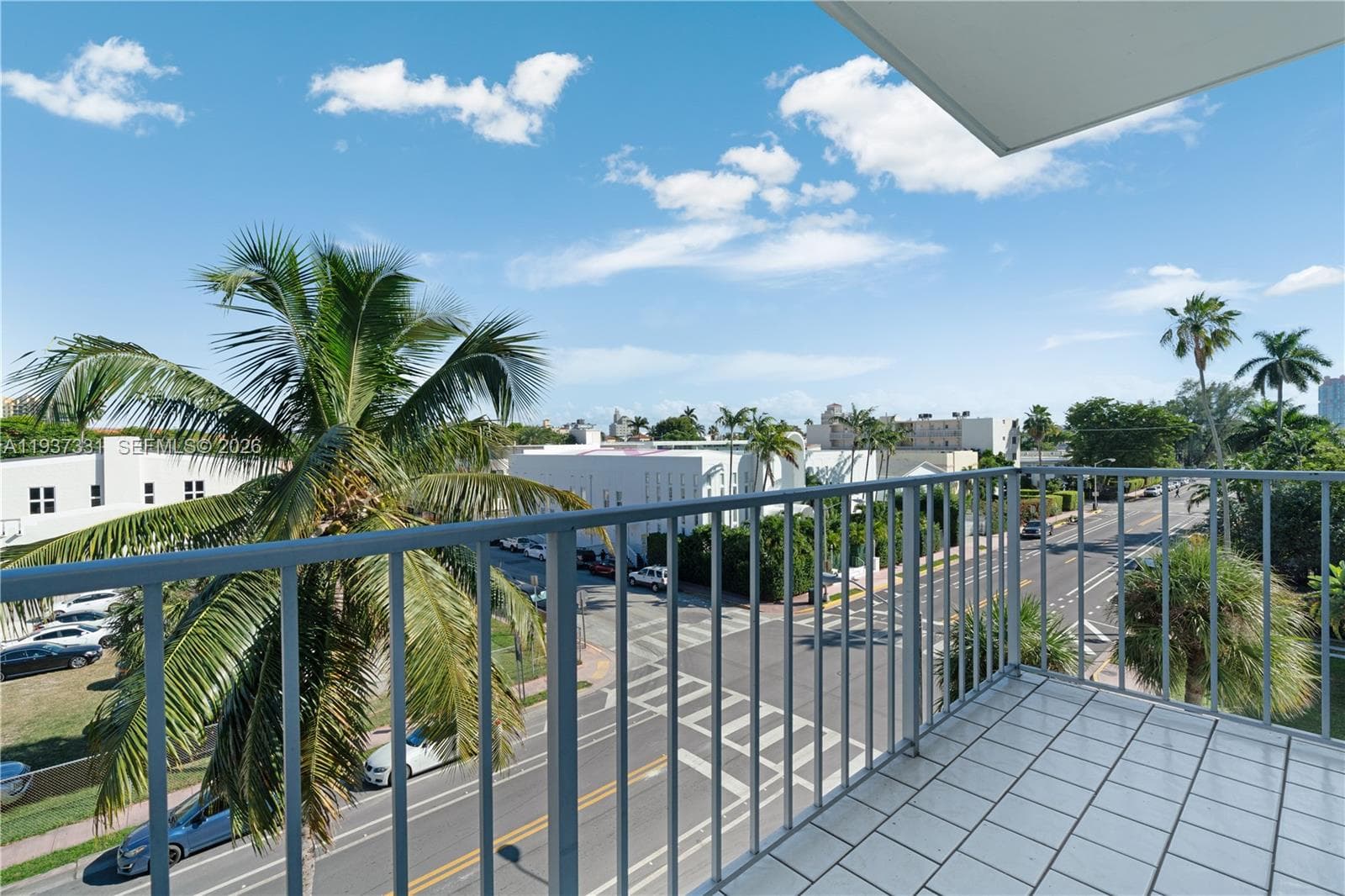 PARADISE PLAZA CONDO · #404 in Miami Beach - Photo 8