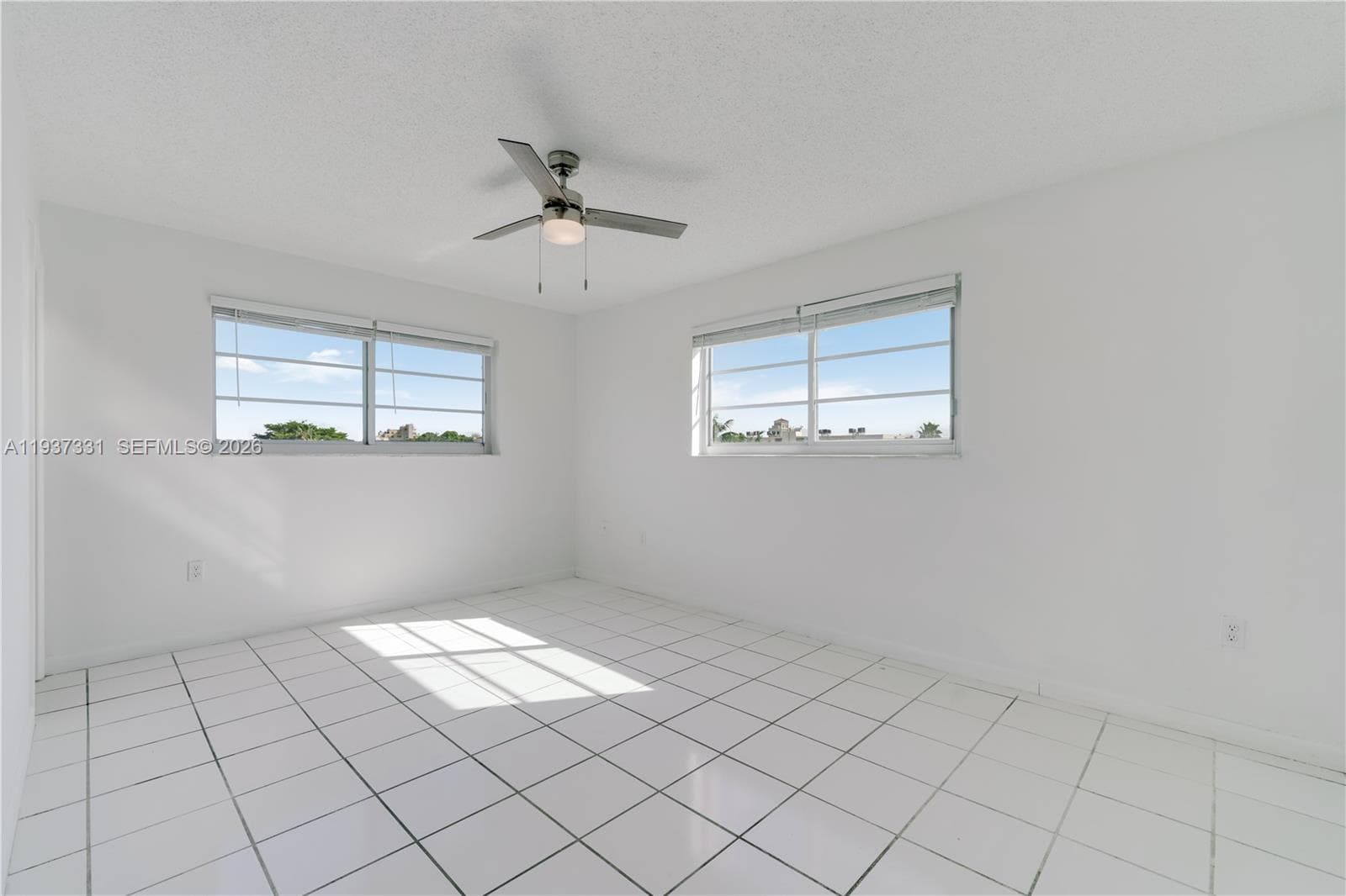PARADISE PLAZA CONDO · #404 in Miami Beach - Photo 21