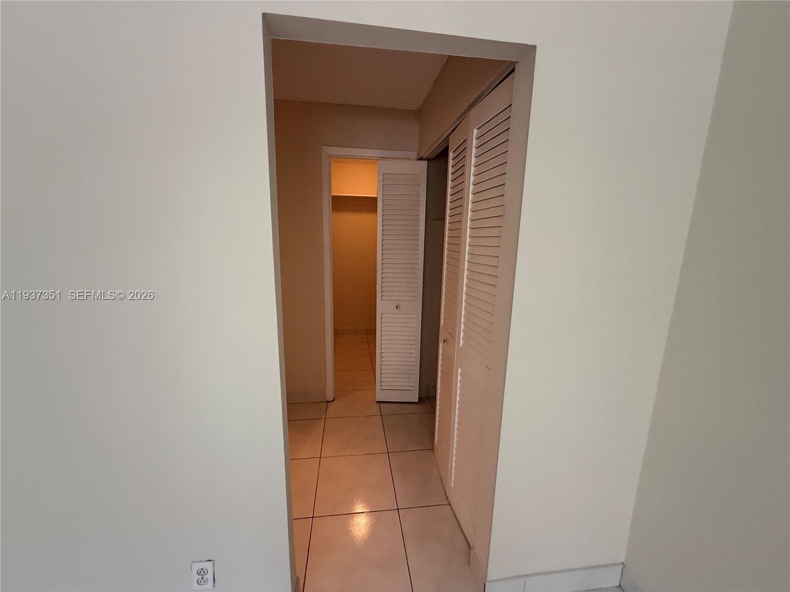 OCEAN VIEW TOWERS CONDO · #202 in Hallandale Beach - Photo 6