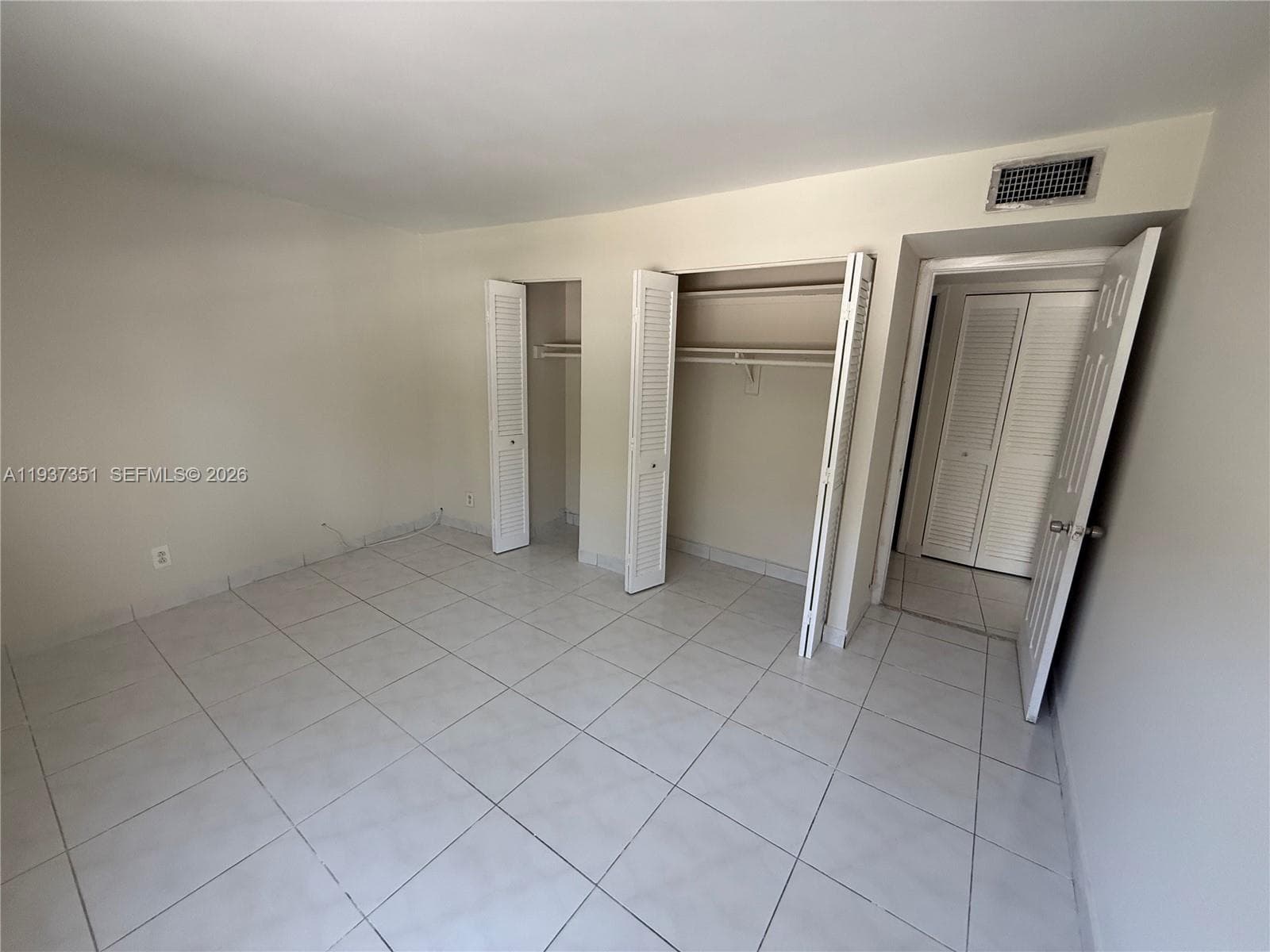 OCEAN VIEW TOWERS CONDO · #202 in Hallandale Beach - Photo 10