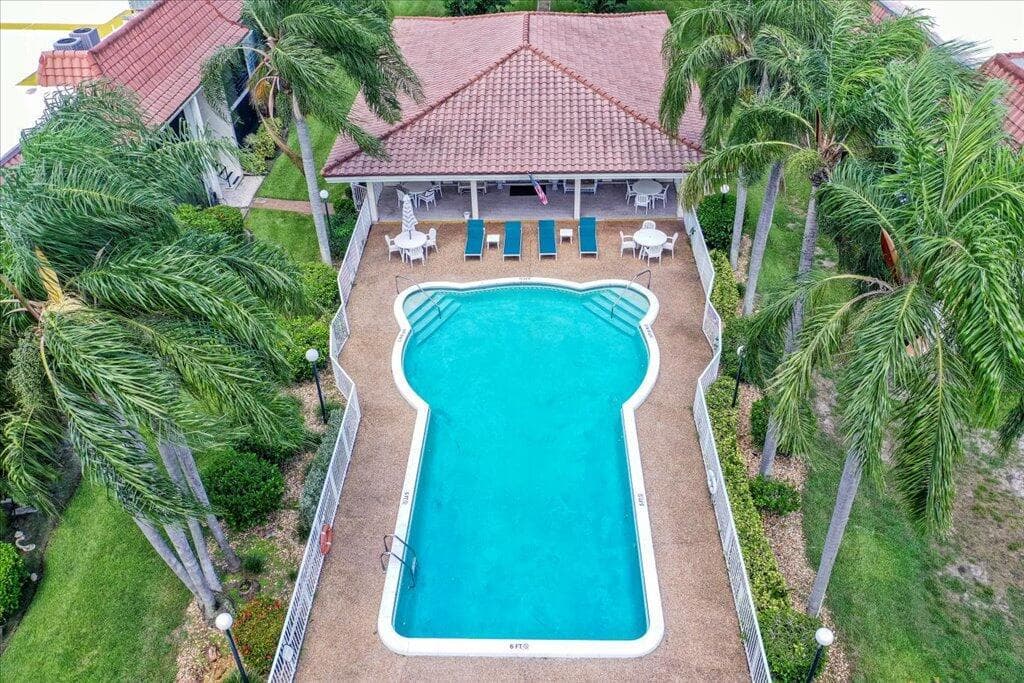 Pool 1