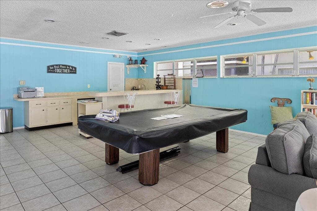 Clubhouse 2