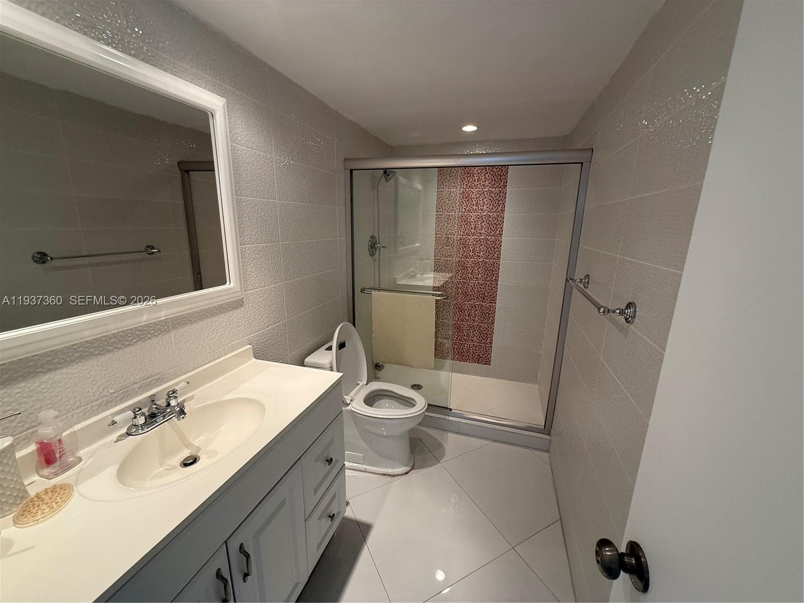 OCEANVIEW BUILDING B COND · #403 in Sunny Isles Beach - Photo 32