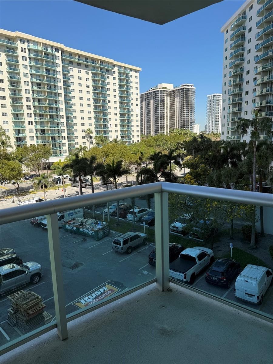 OCEANVIEW BUILDING B COND · #403 in Sunny Isles Beach - Photo 10