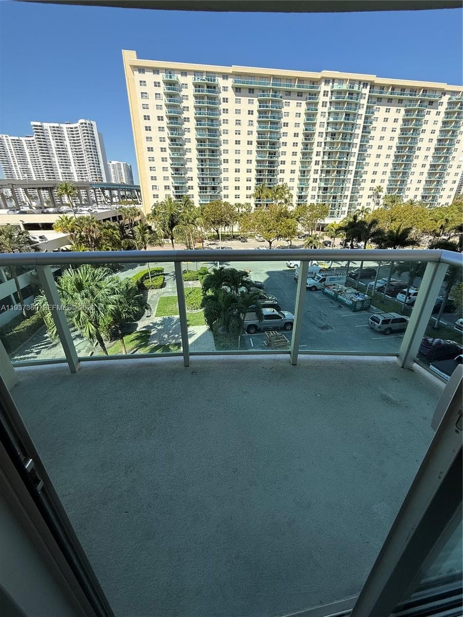 OCEANVIEW BUILDING B COND · #403 in Sunny Isles Beach - Photo 11